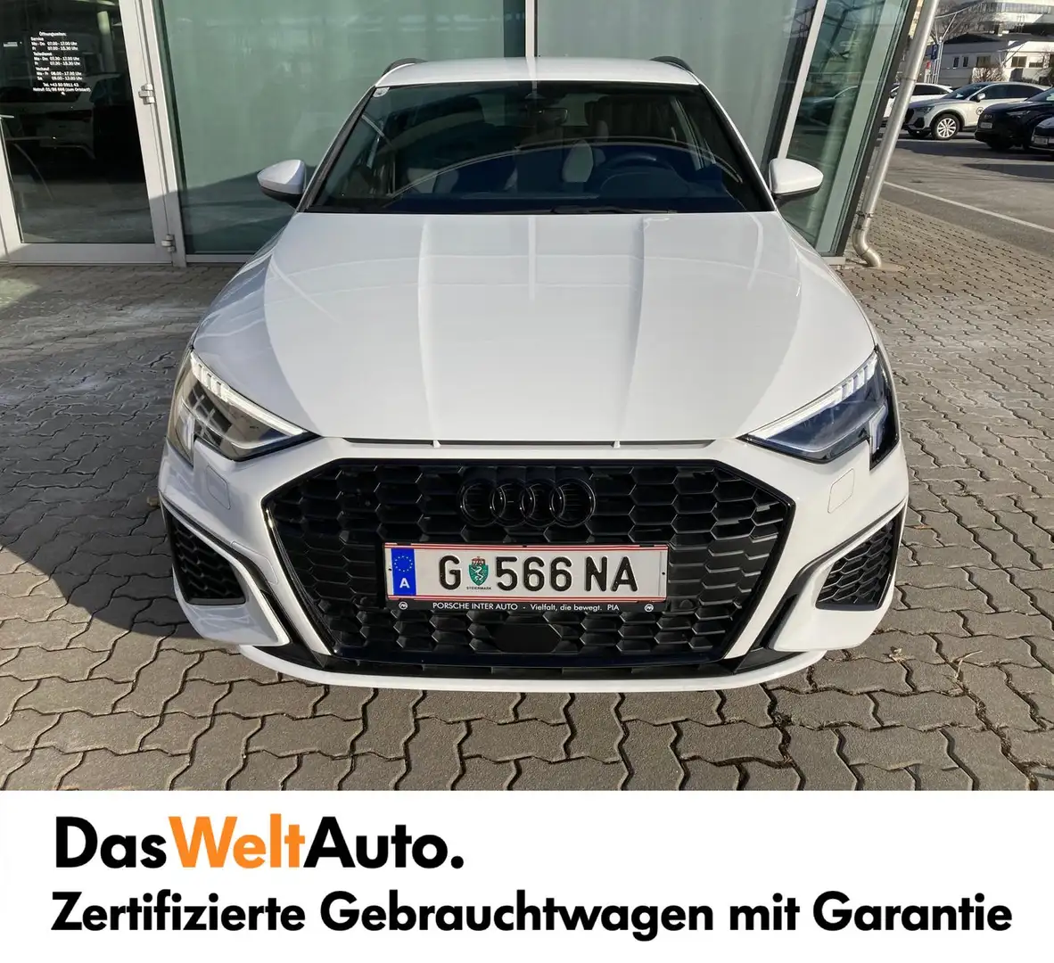 Audi A3 35 TFSI S line exterieur Blanc - 2