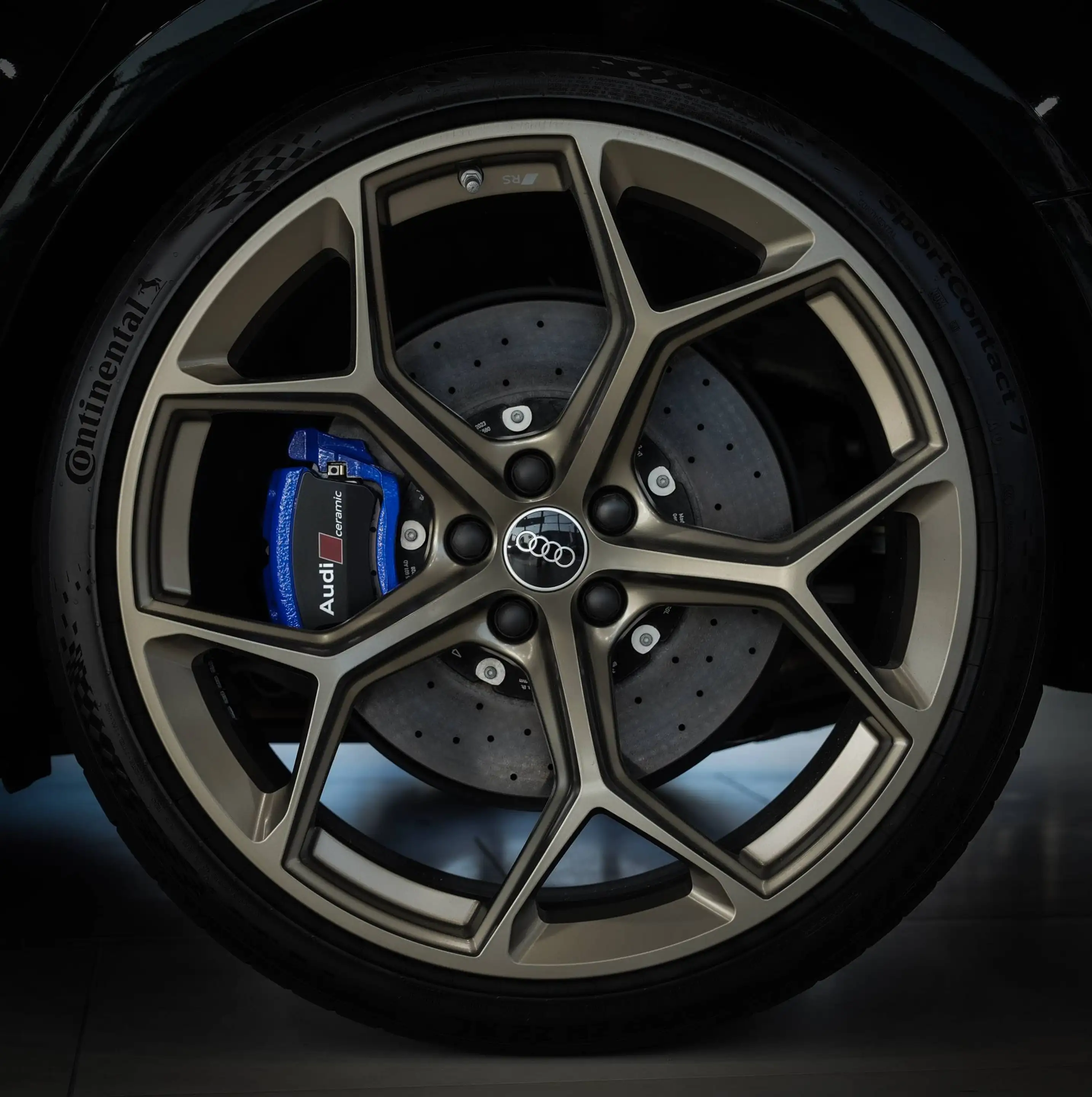 Audi RS6 4.0 TFSI quattro perf.*1.HD*DYNAMIK+* — photo 14