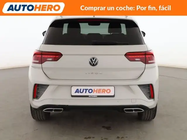 Volkswagen T-Roc view 5