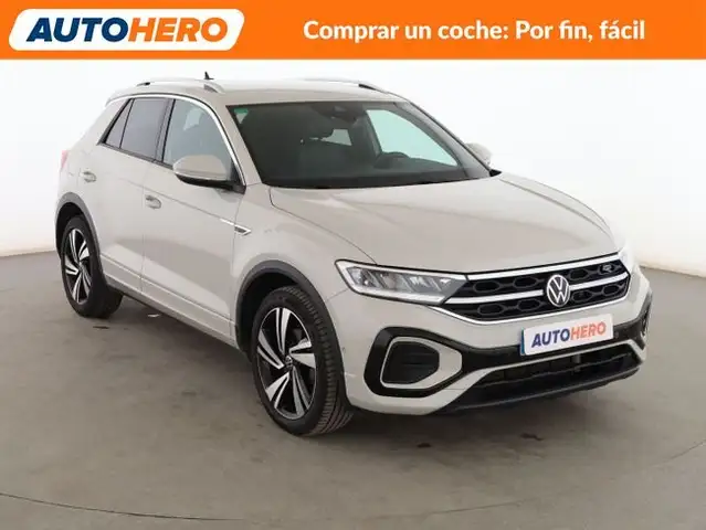 Volkswagen T-Roc view 8