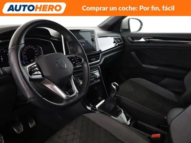Volkswagen T-Roc view 12