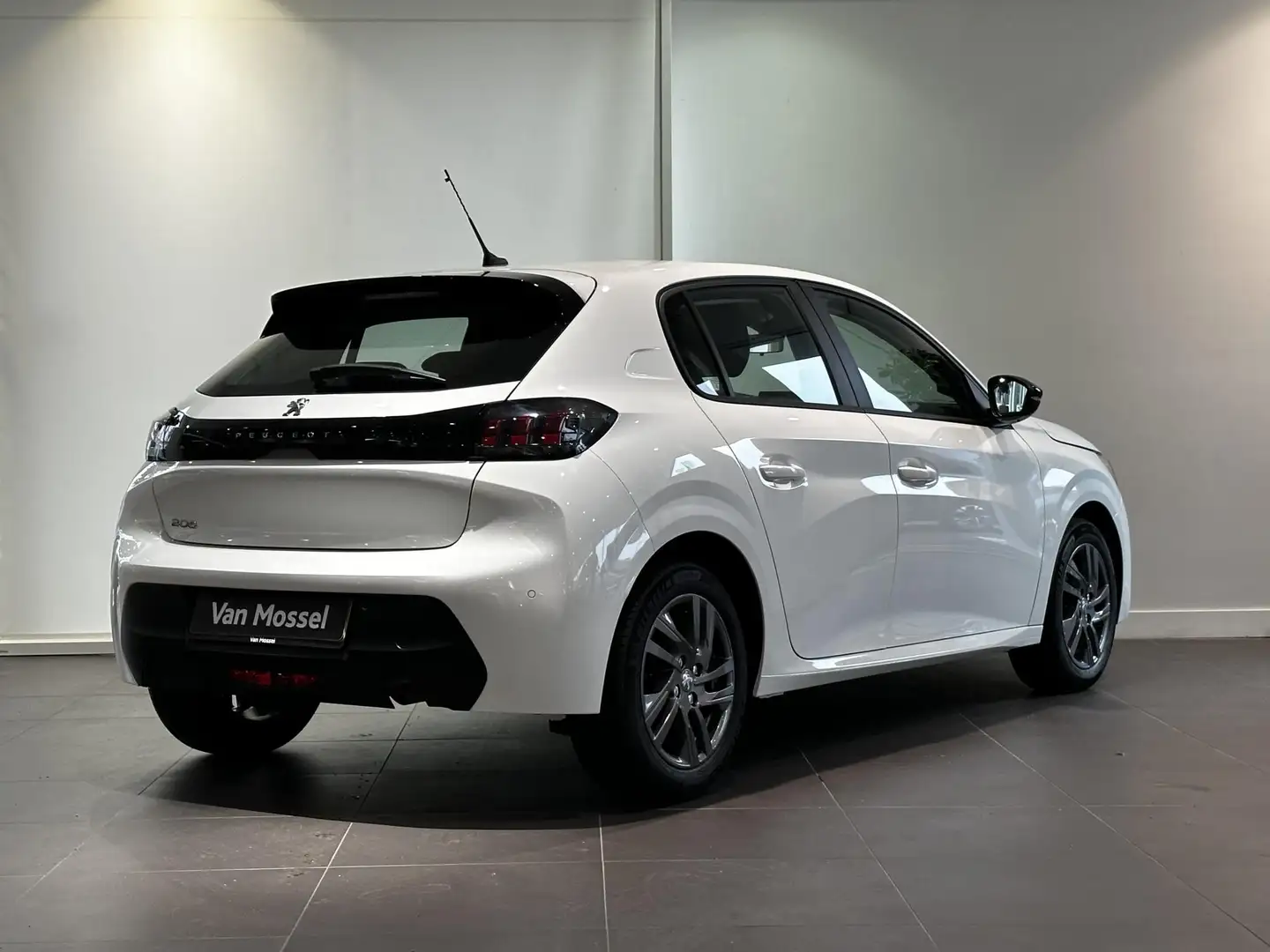 Peugeot 208 1.2 PureTech Active Pack Wit - 2
