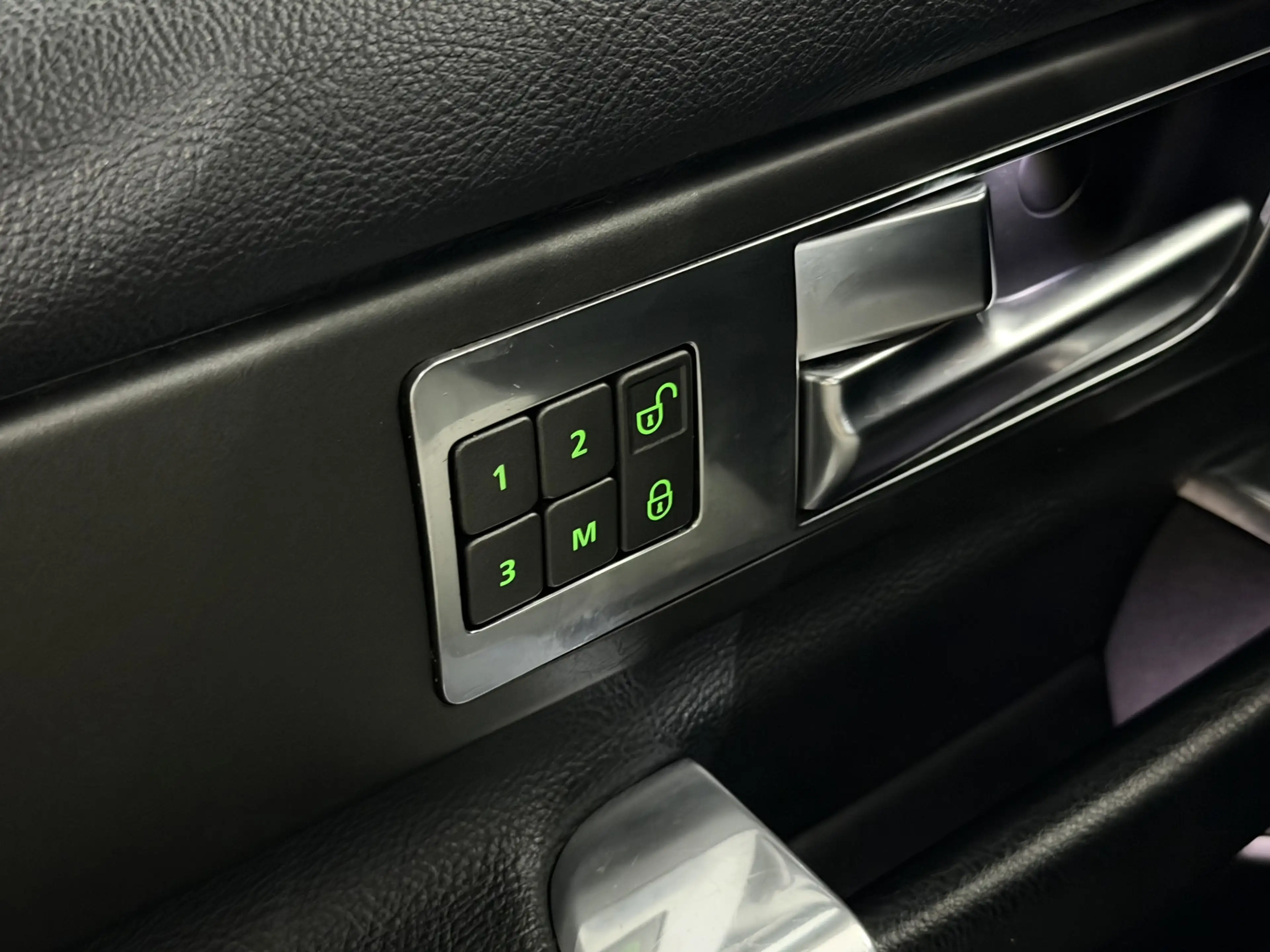 Land Rover Discovery 3.0 SDV6 HSE Luxury Edition 7 persoons Schuifdak, — photo 30