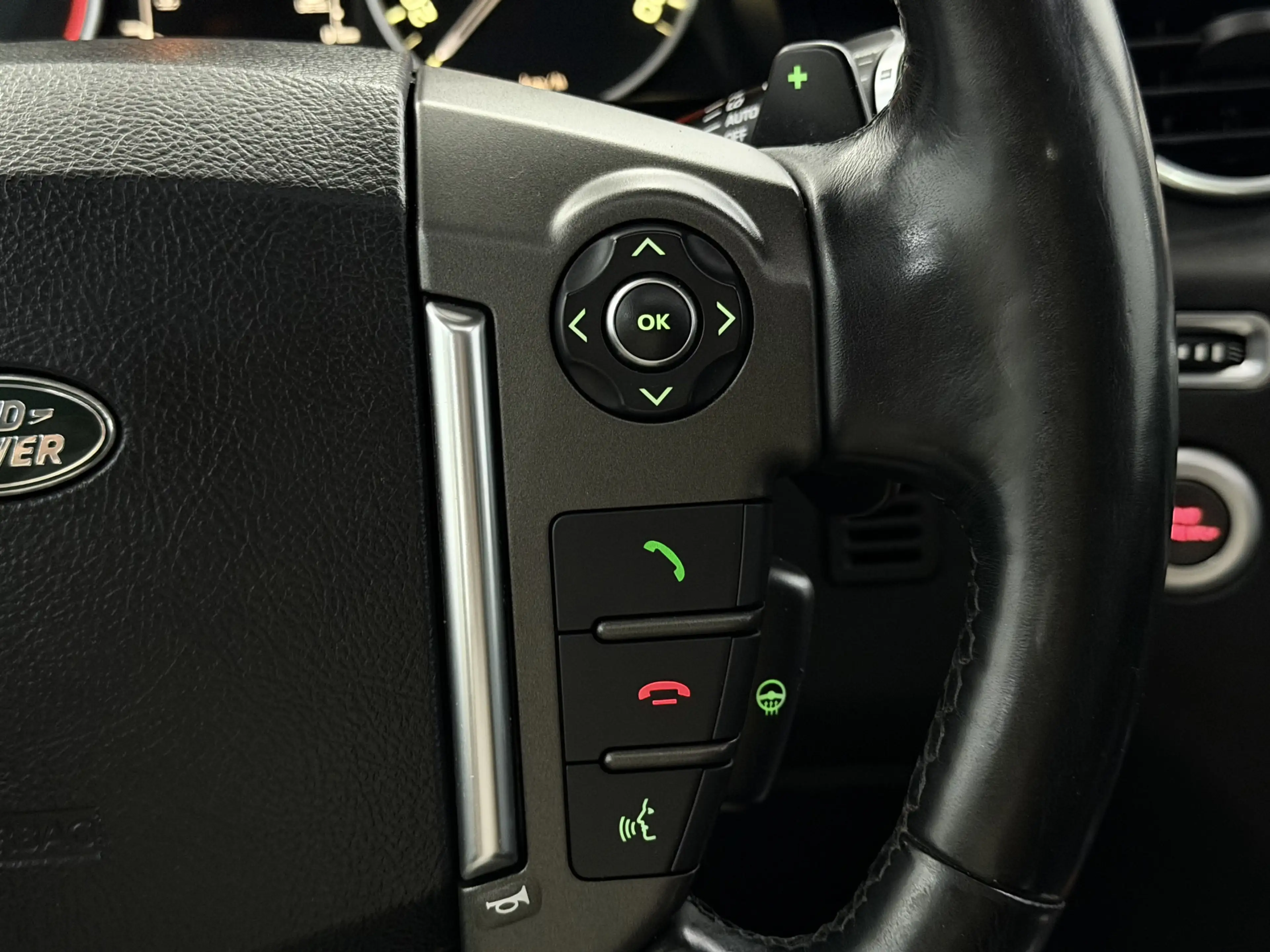 Land Rover Discovery 3.0 SDV6 HSE Luxury Edition 7 persoons Schuifdak, — photo 27