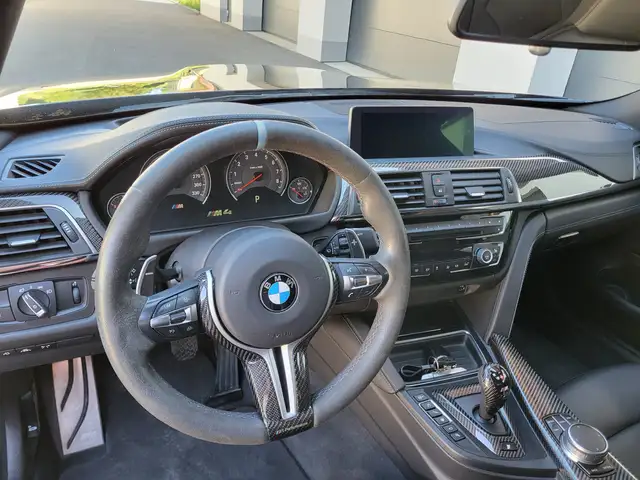 BMW M4 Ansicht 10
