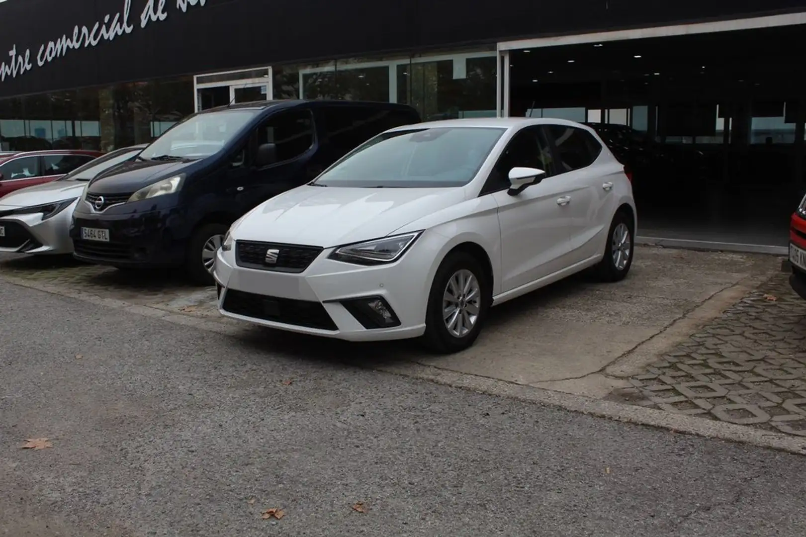 SEAT Ibiza 1.0 MPI S&S Reference Salta 80 Wit - 2