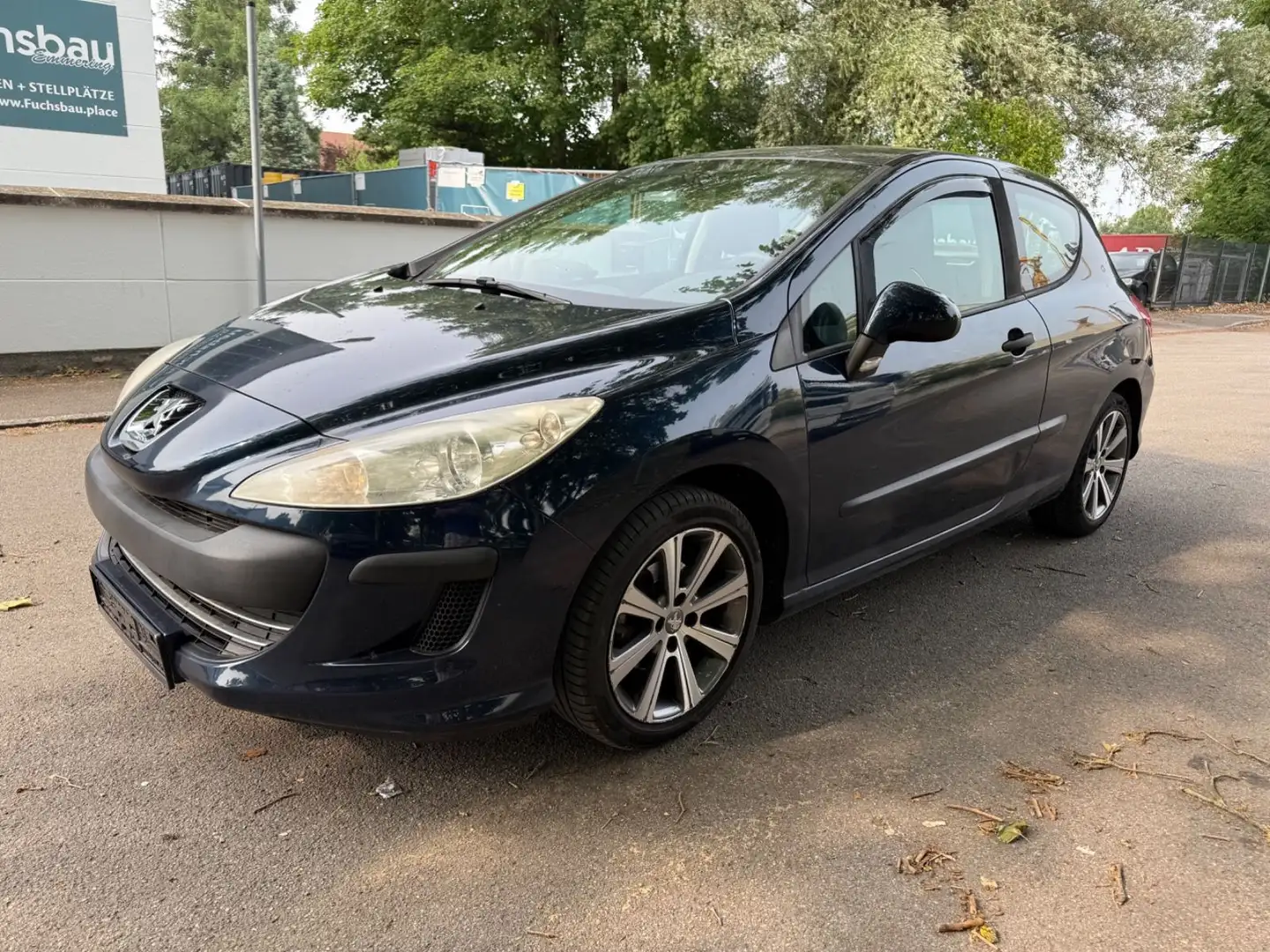 Peugeot 308 1.4 70 KW Filou Klima HU 6.2025 Blau - 1