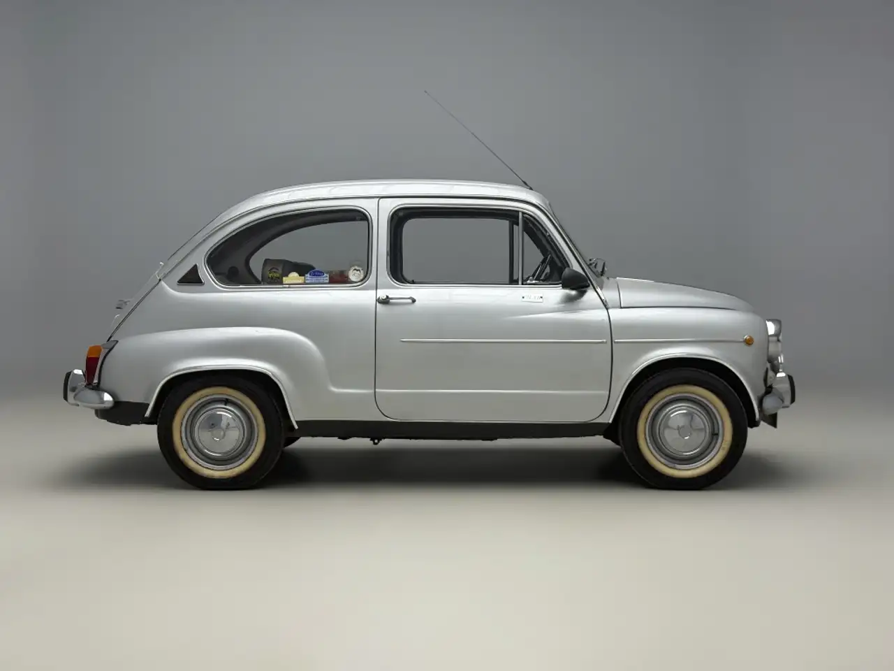 SEAT 600 L Especial, foto 2