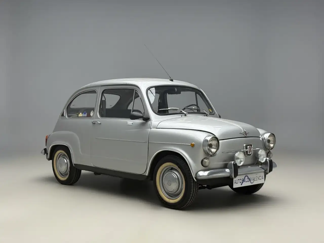 SEAT 600 L Especial, foto 4