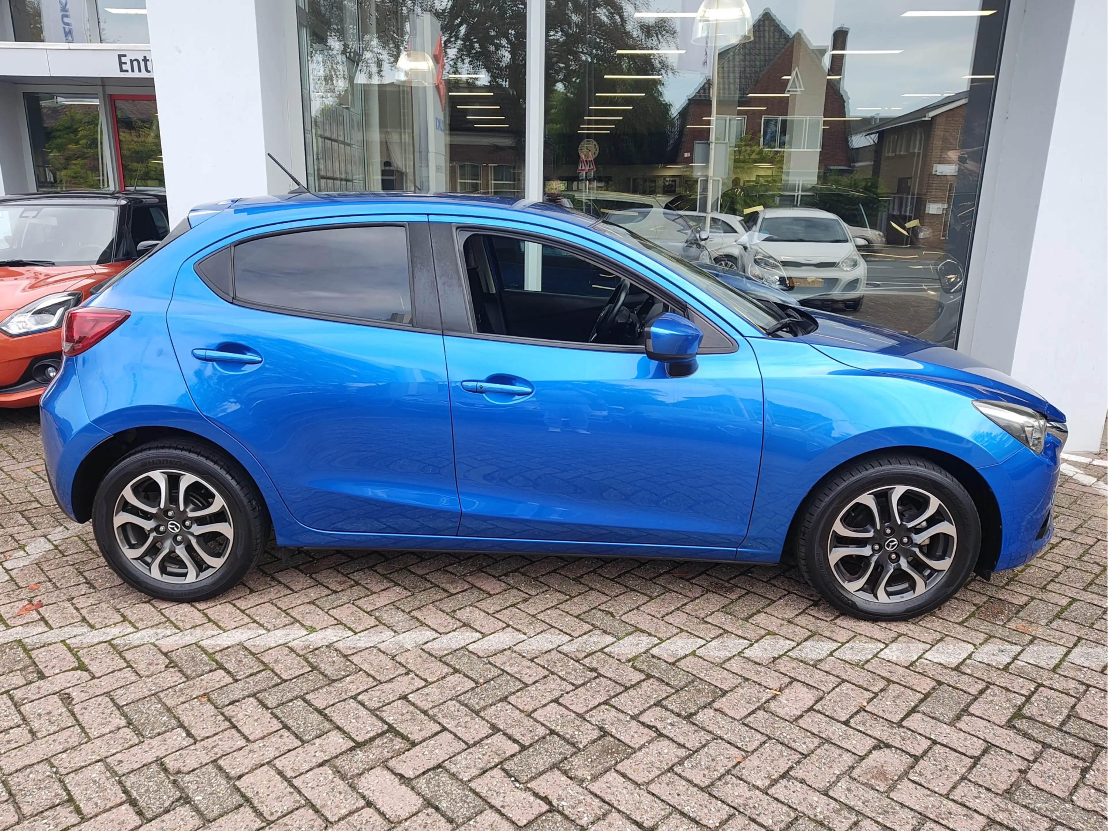 Mazda 2 1.5 SKYACTIV-G GT-M Keyless | Carplay/Android | Do — photo 6