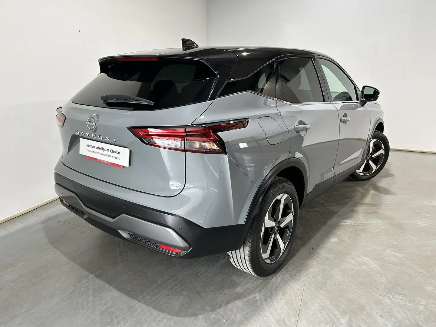 Nissan Qashqai N-Connecta 1.3 DIG-T 158CV MHEV Gris - 2