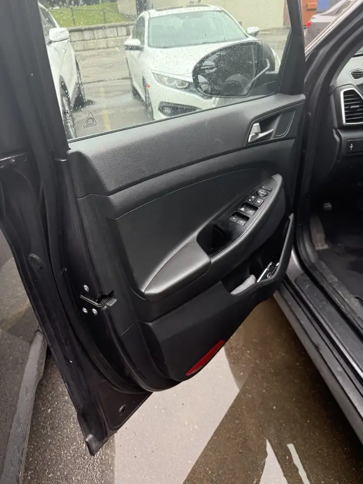 Hyundai TUCSON снимка Hyundai TUCSON