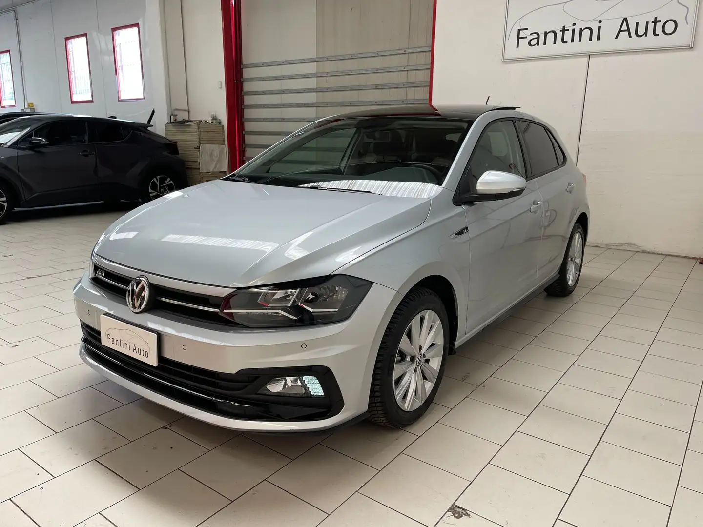 Volkswagen Polo Highline R Line TDI-Tetto Apribile-Dettagli in Bio Silber - 2