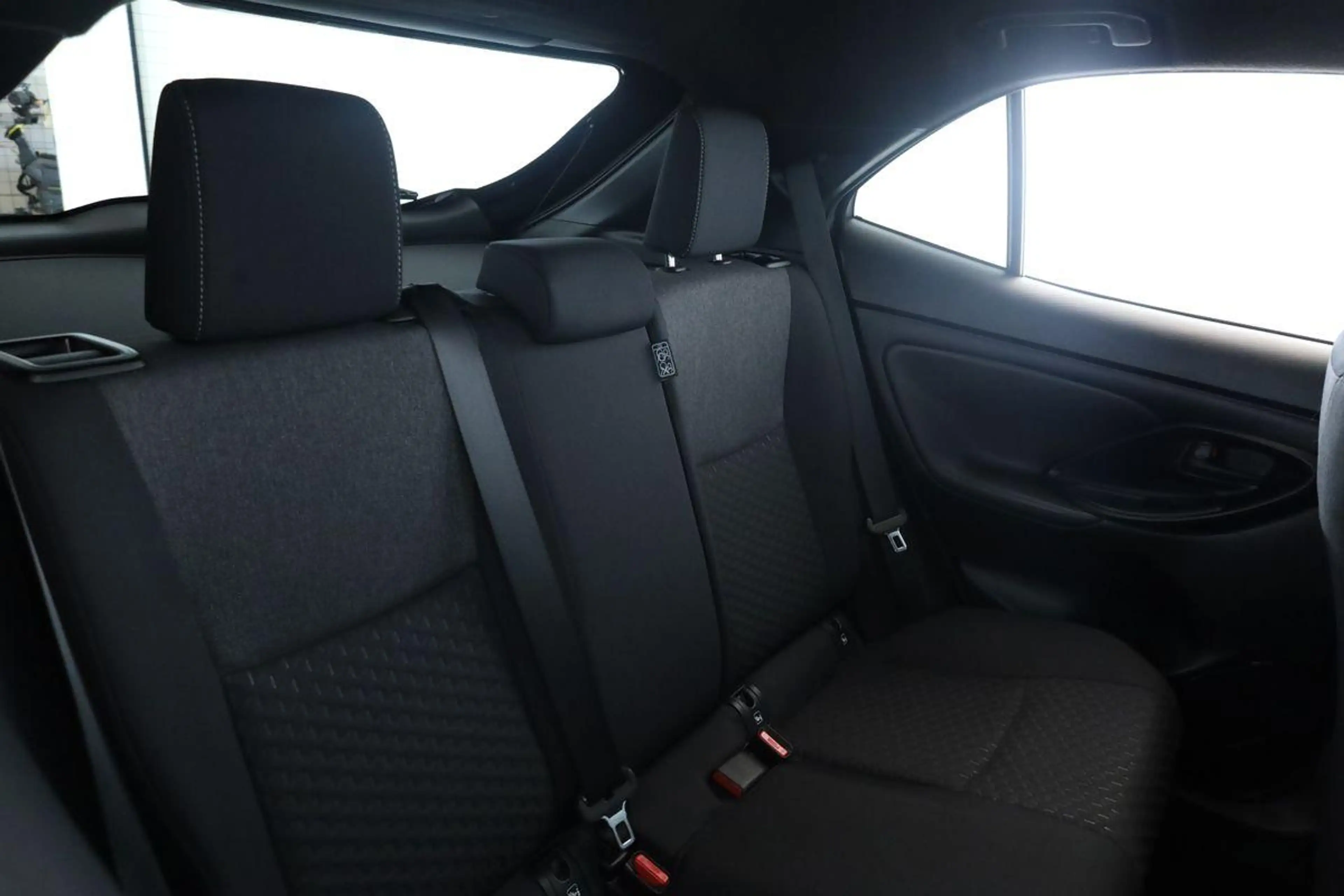 Toyota Yaris Cross Hybrid Teamplayer LED Nav SitzHZ Kam — photo 13