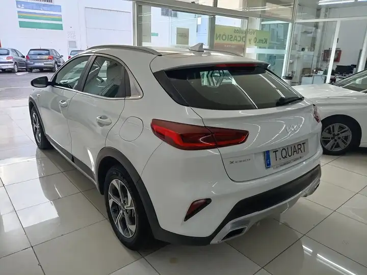 Kia XCeed 1.0 T-GDi Drive 2022, foto 3
