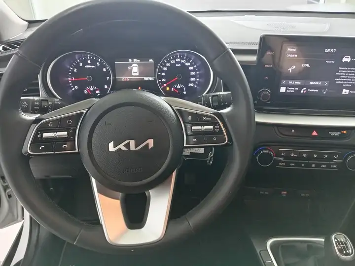 Kia XCeed 1.0 T-GDi Drive 2022, foto 13