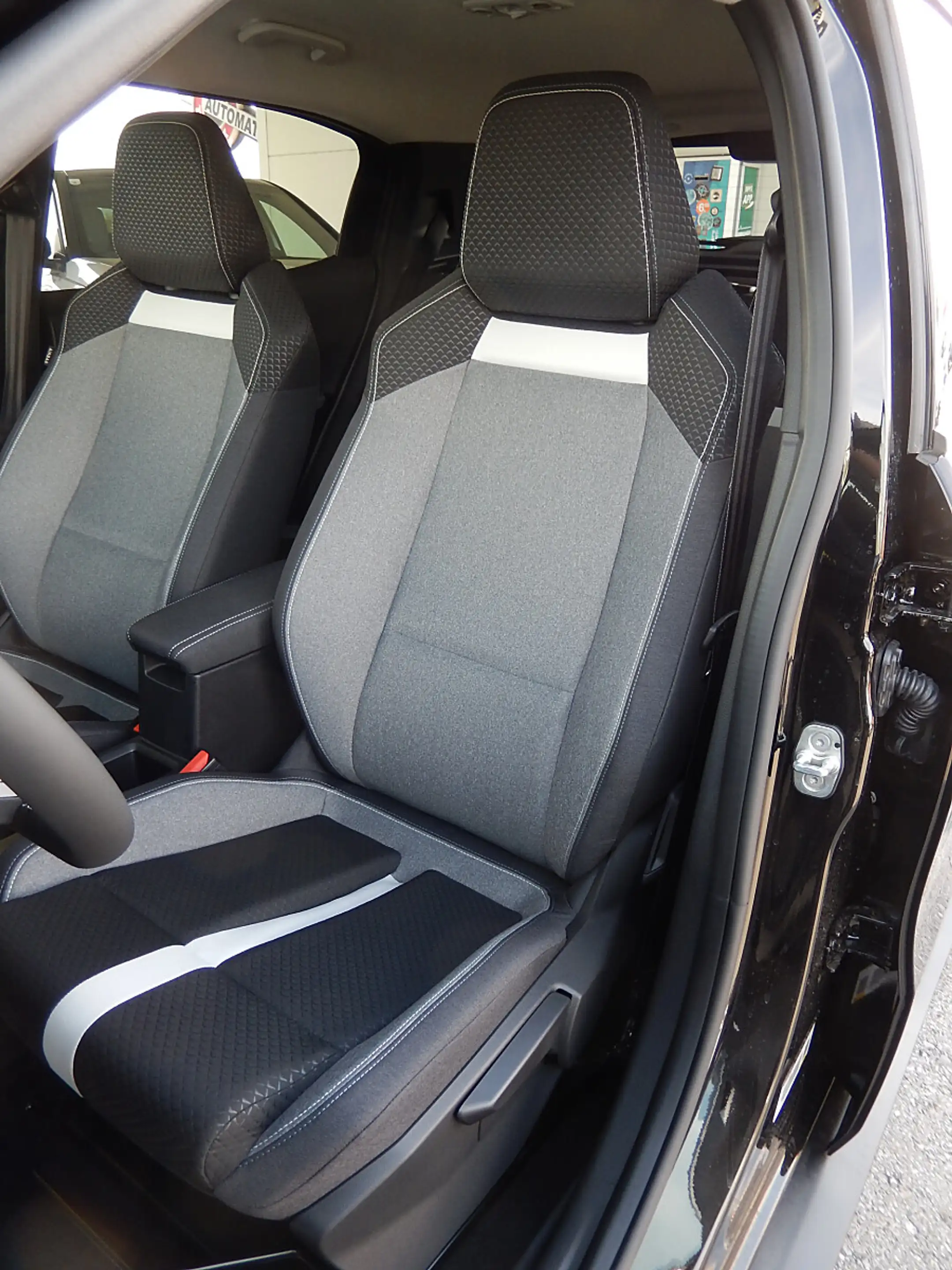Opel Frontera 1.2 DI MHEV GS Aut. — photo 10