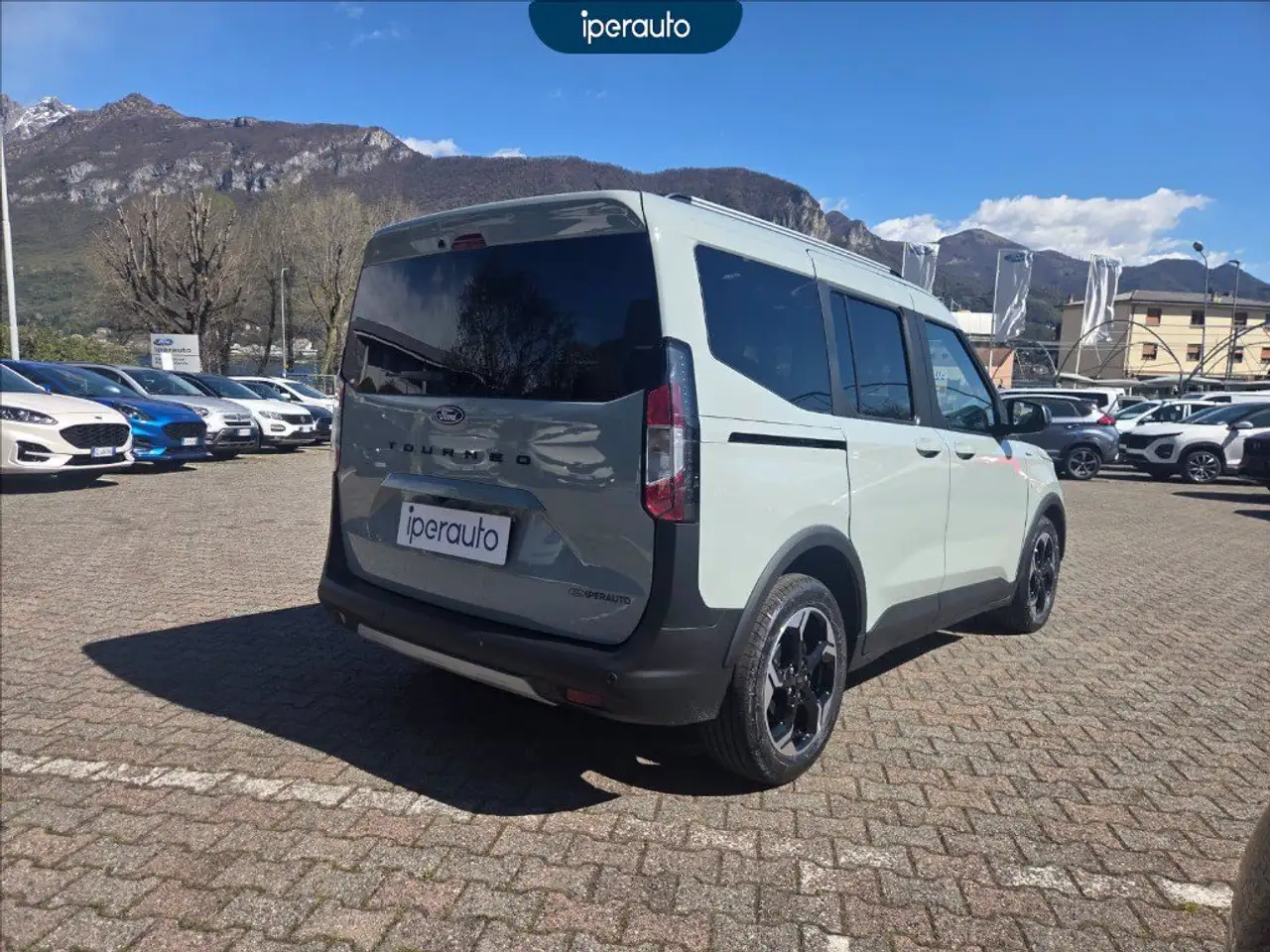 Ford Tourneo Courier 2026