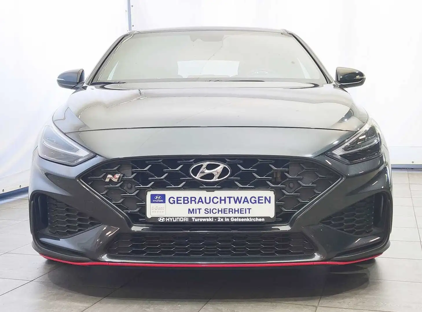 Hyundai i30 2.0 T-GDI DCT N Performance Navi 1.Hd AHK Schwarz - 2