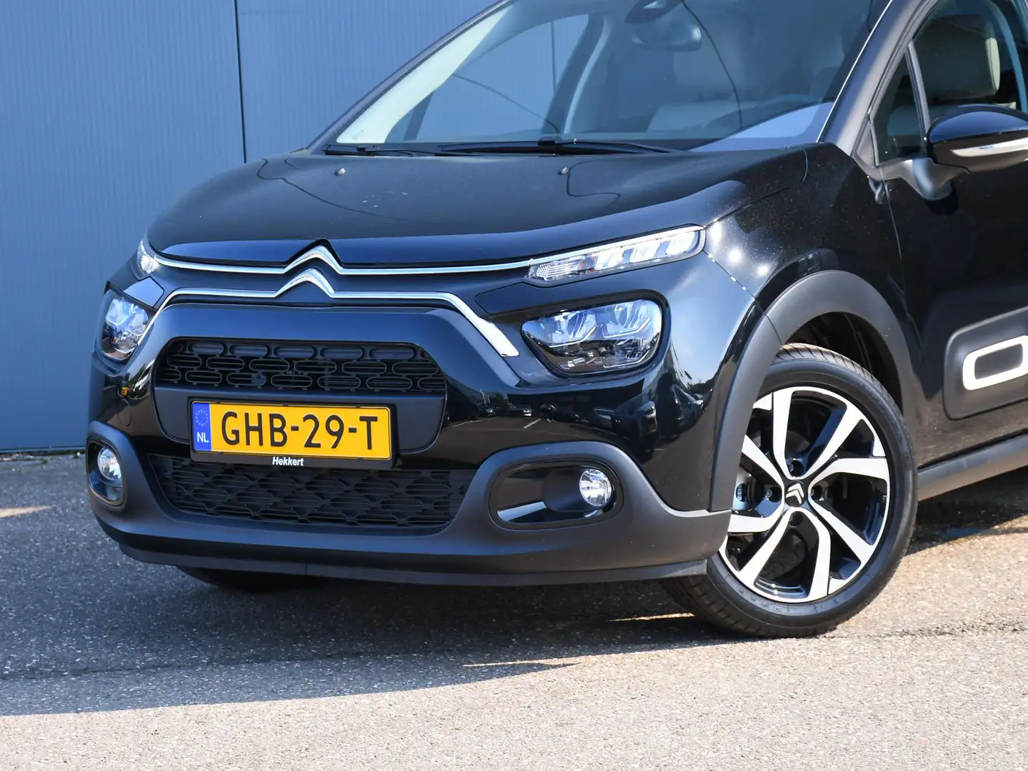 Citroen C3 Feel Edition 1.2 PureTech 83pk PDC ACHTER + CAM. | Noir - 2