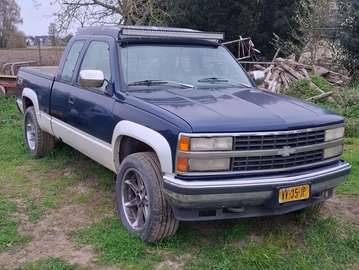 Crew cab undefined