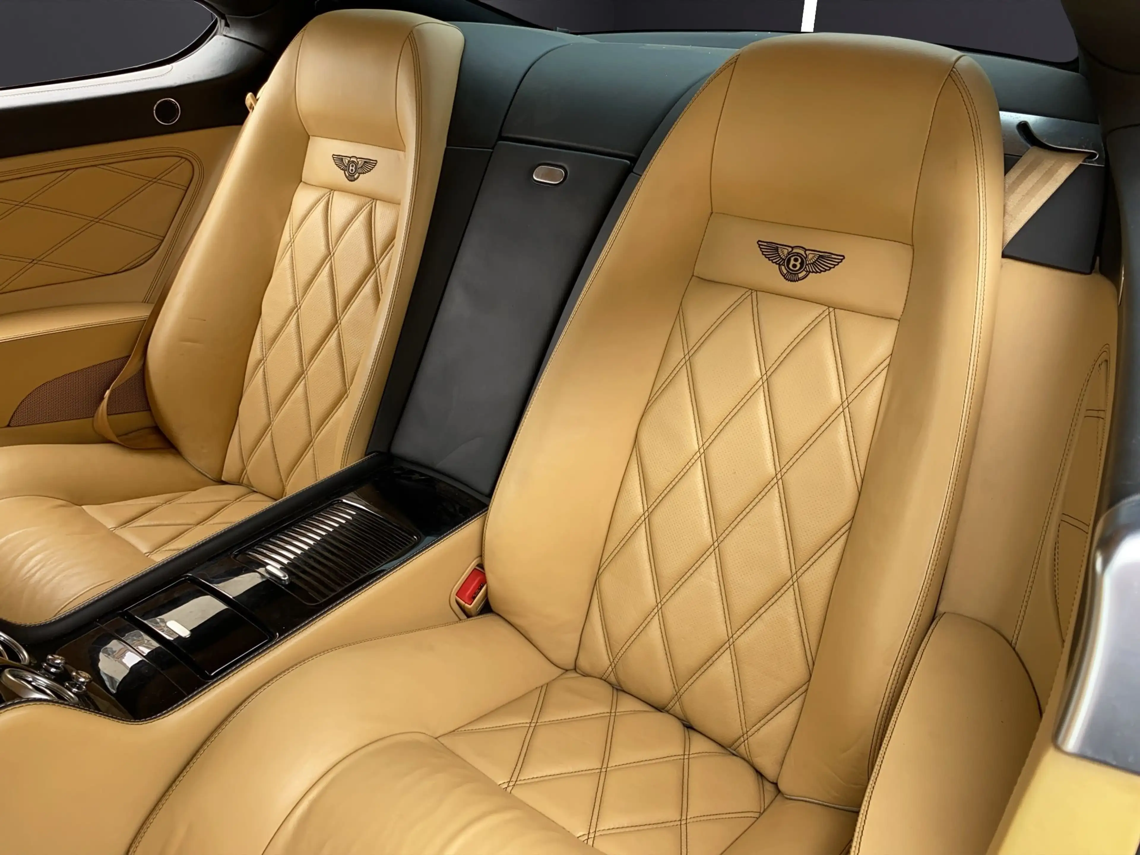 Bentley Continental GT Mängel — photo 13