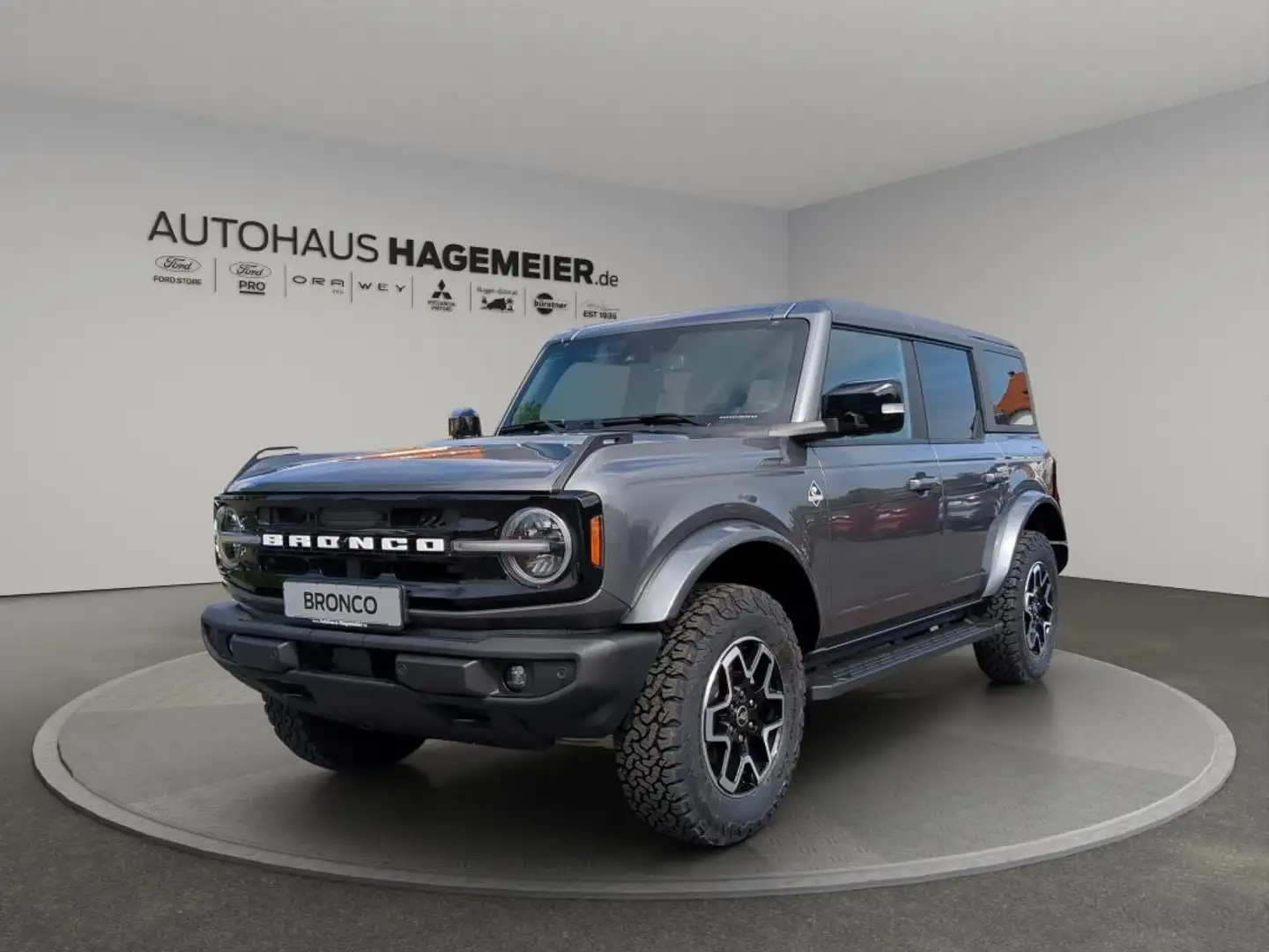 Ford Bronco Bronco 2.7 V6 EcoBoost G.O.A.T/ A/T /1,8t Anhängel Šedá - 1