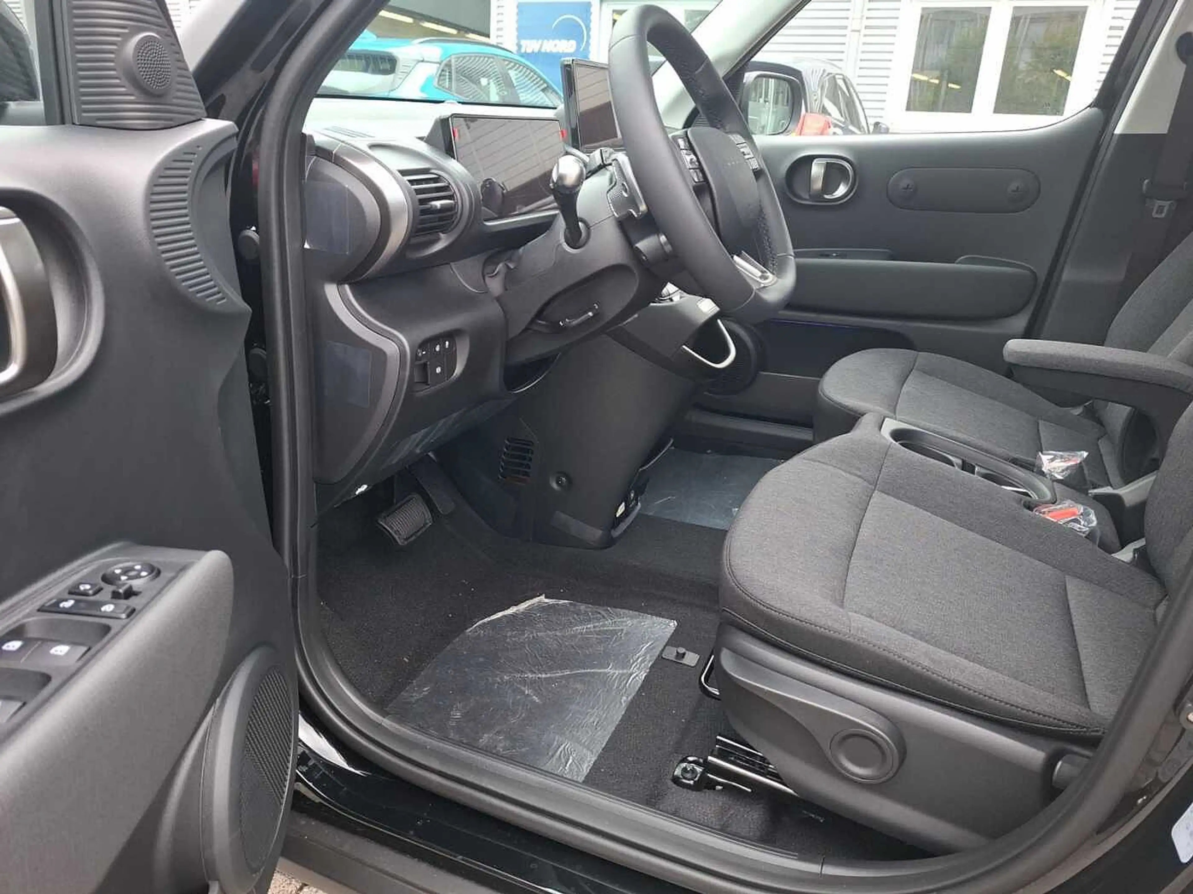 Hyundai Inster 49kWh Prime 'Glasdach, V2L' — photo 7