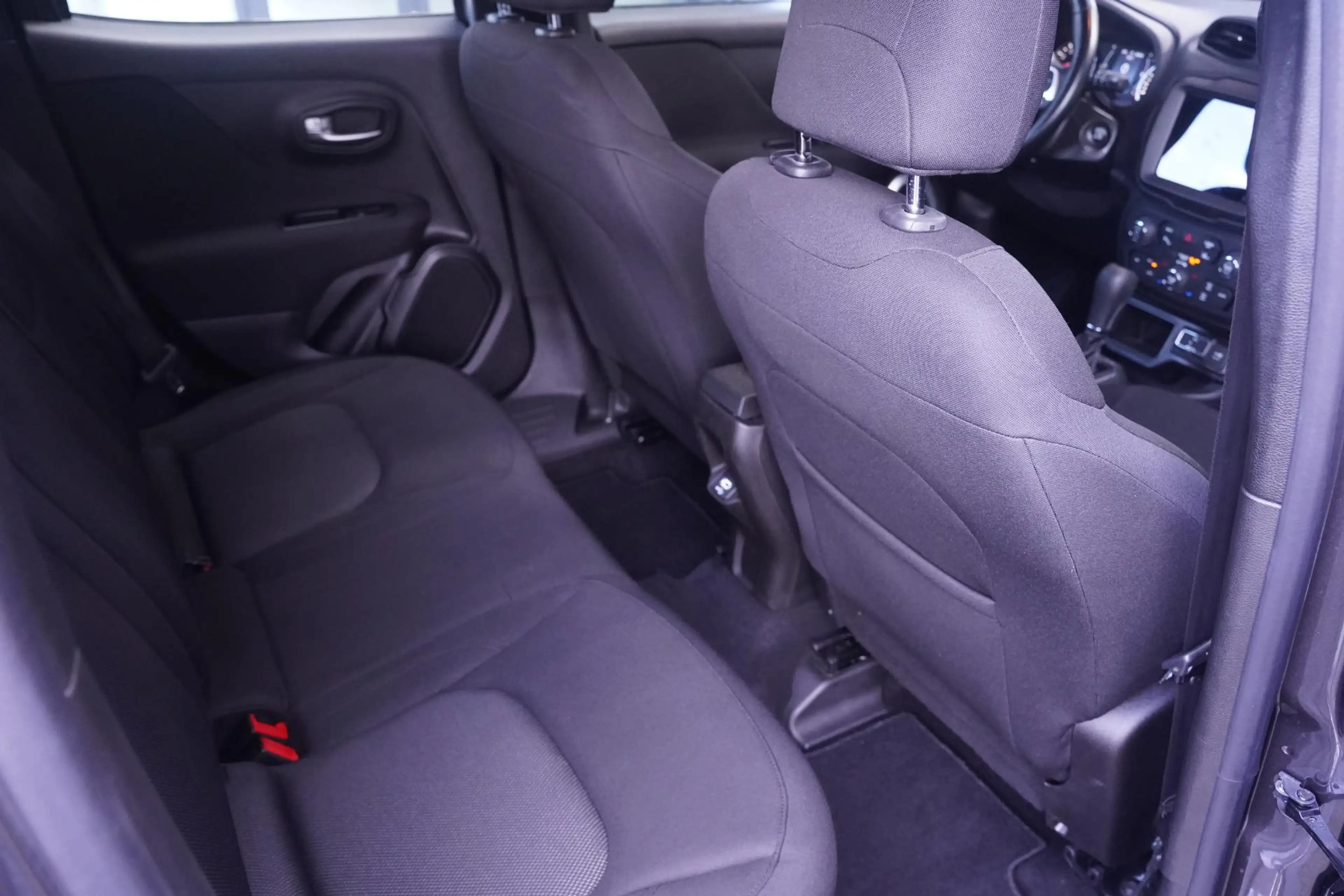 Jeep Renegade 1.3T DDCT Limited automaat climatronic 16"-lmv stu — photo 37