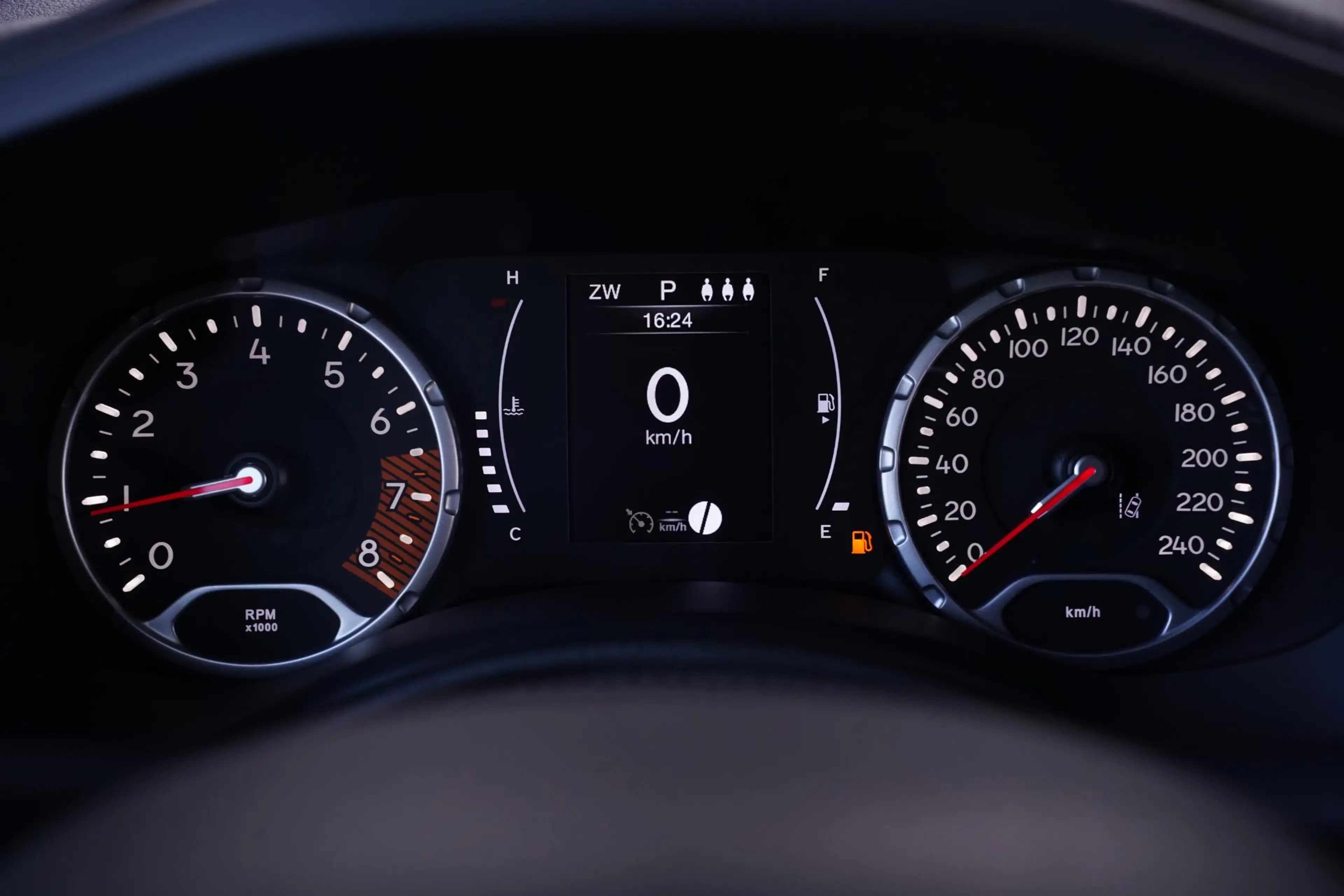 Jeep Renegade 1.3T DDCT Limited automaat climatronic 16"-lmv stu — photo 18