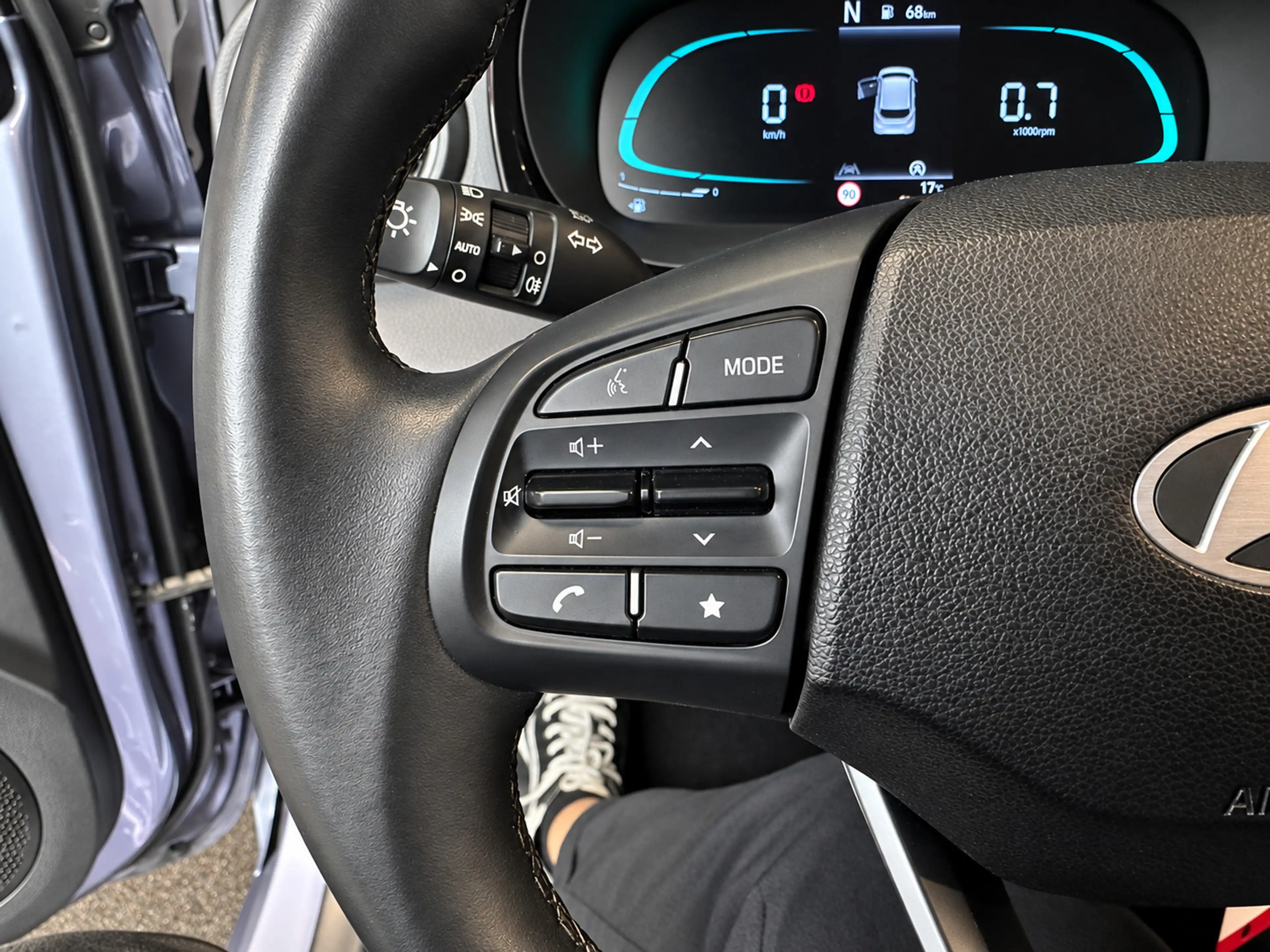 Hyundai i10 1.0 Comfort 5-zits|Automaat|Cruise|Carplay|APK — photo 14