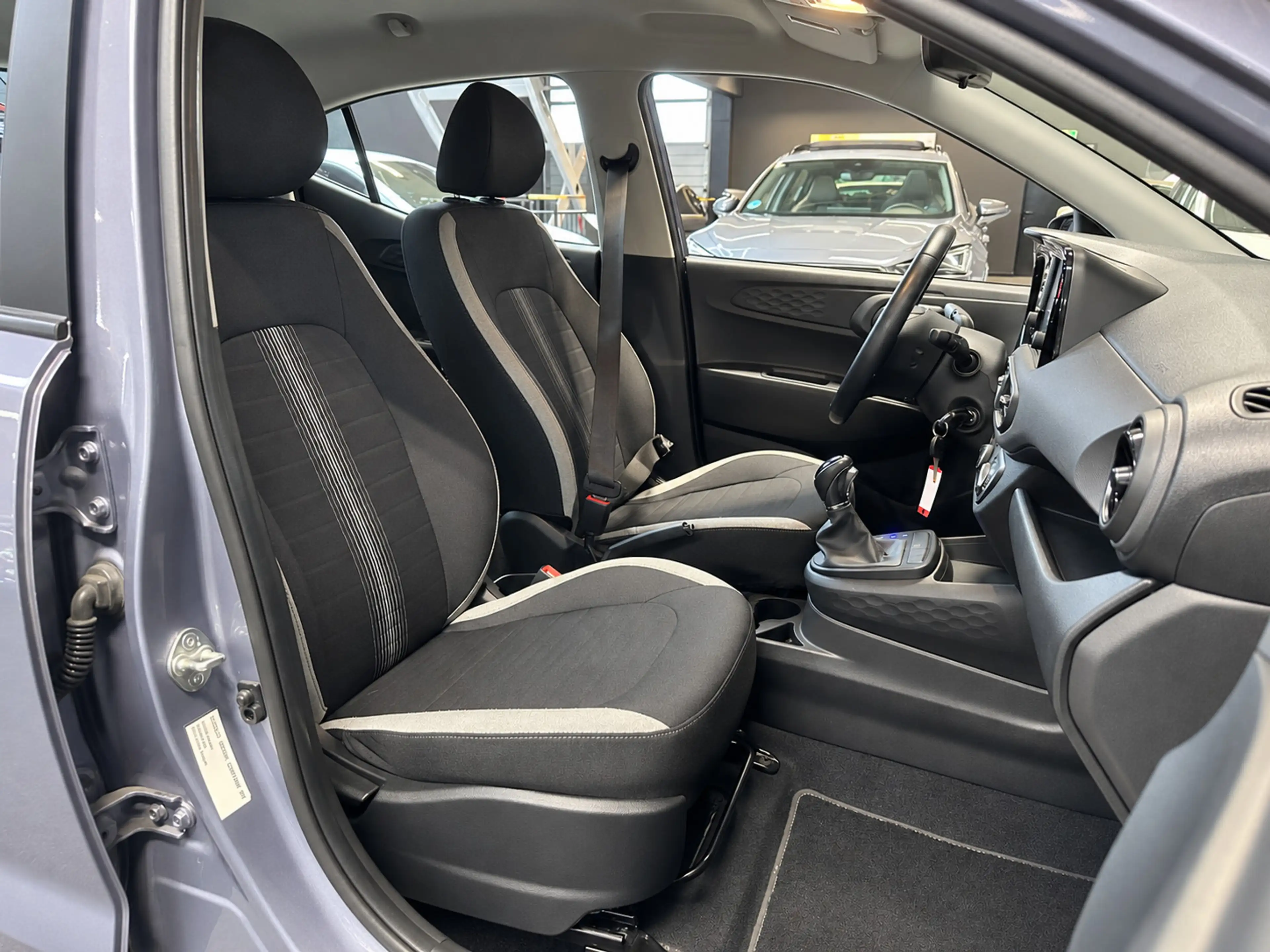 Hyundai i10 1.0 Comfort 5-zits|Automaat|Cruise|Carplay|APK — photo 4