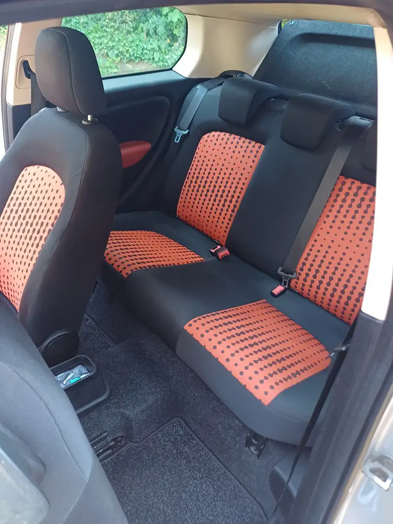 Fiat Punto 60 SX Grau - 2