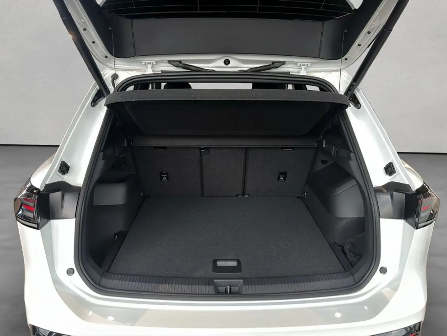 Volkswagen Tiguan R-Line 2,0 l TDI 4MOTION 193 PS 7-Gang-Dopp Blanc - 2