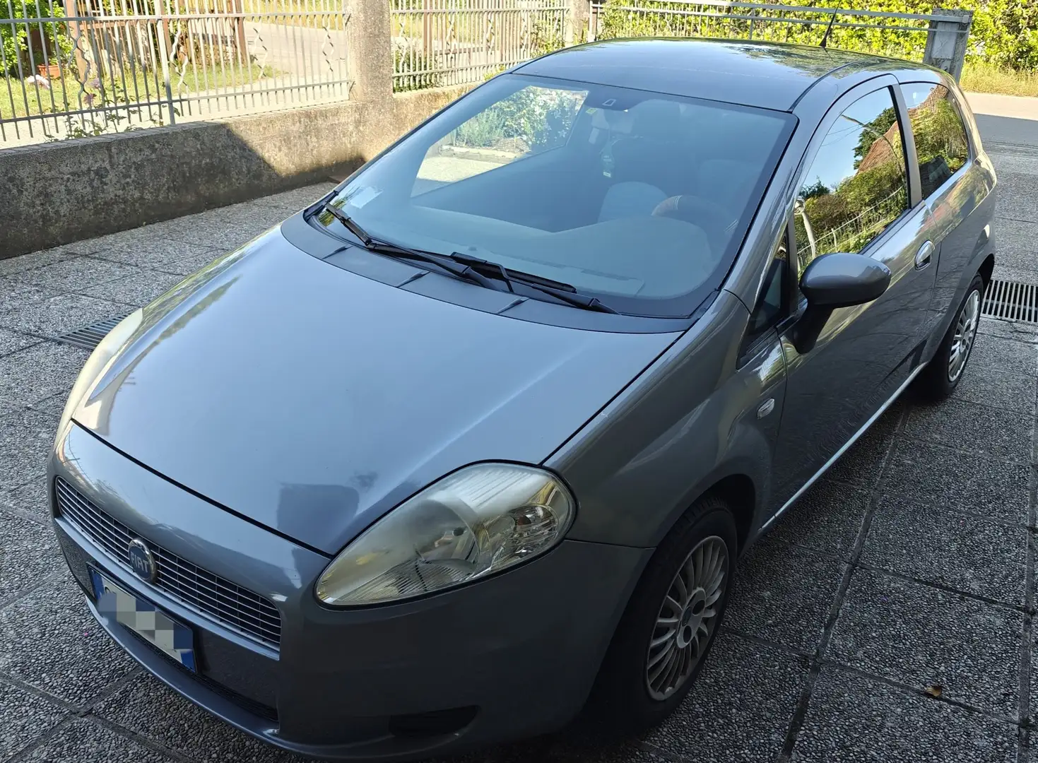 Fiat Grande Punto 3p 1.2 Dynamic 65cv - 1