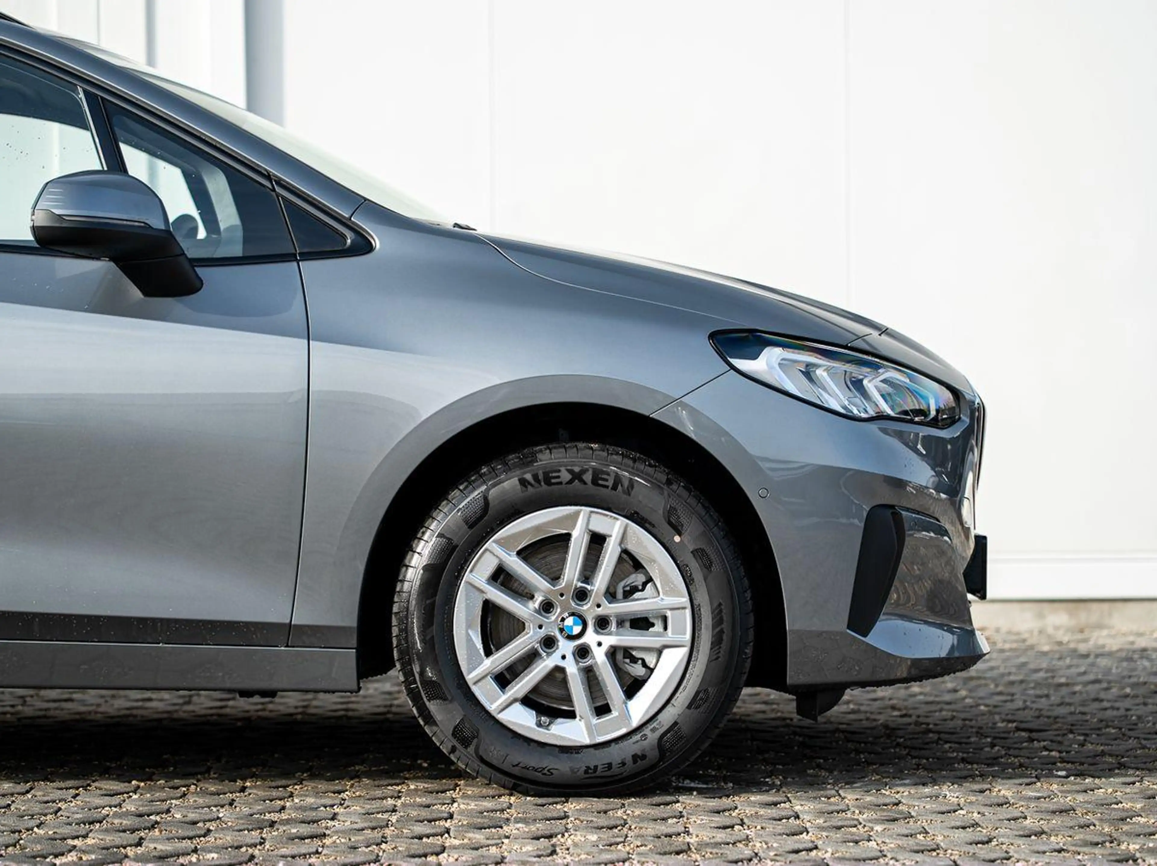BMW 220 220d Active Tourer AHK PANO Sportsitze SoGlas — photo 6