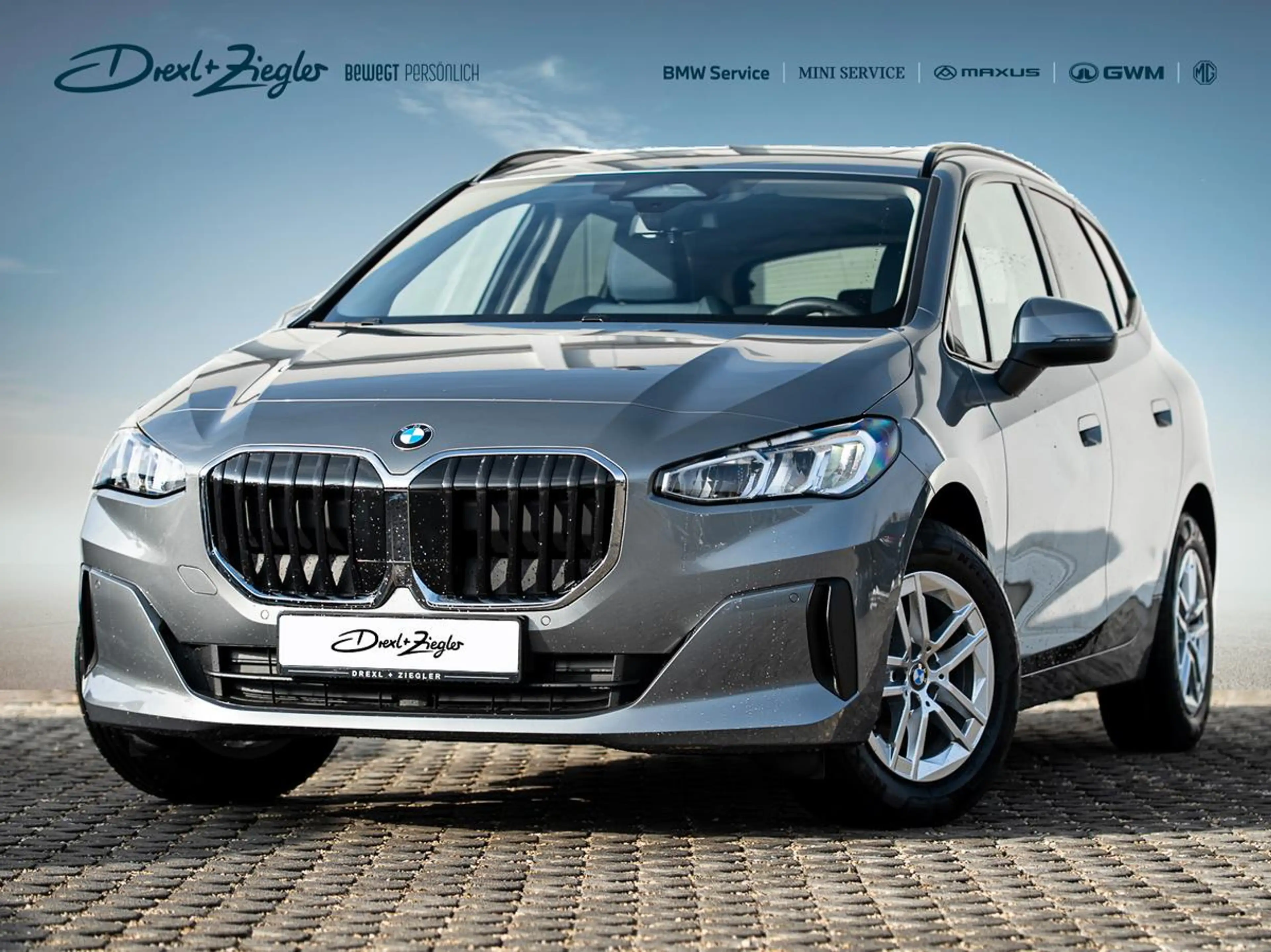 BMW 220 220d Active Tourer AHK PANO Sportsitze SoGlas