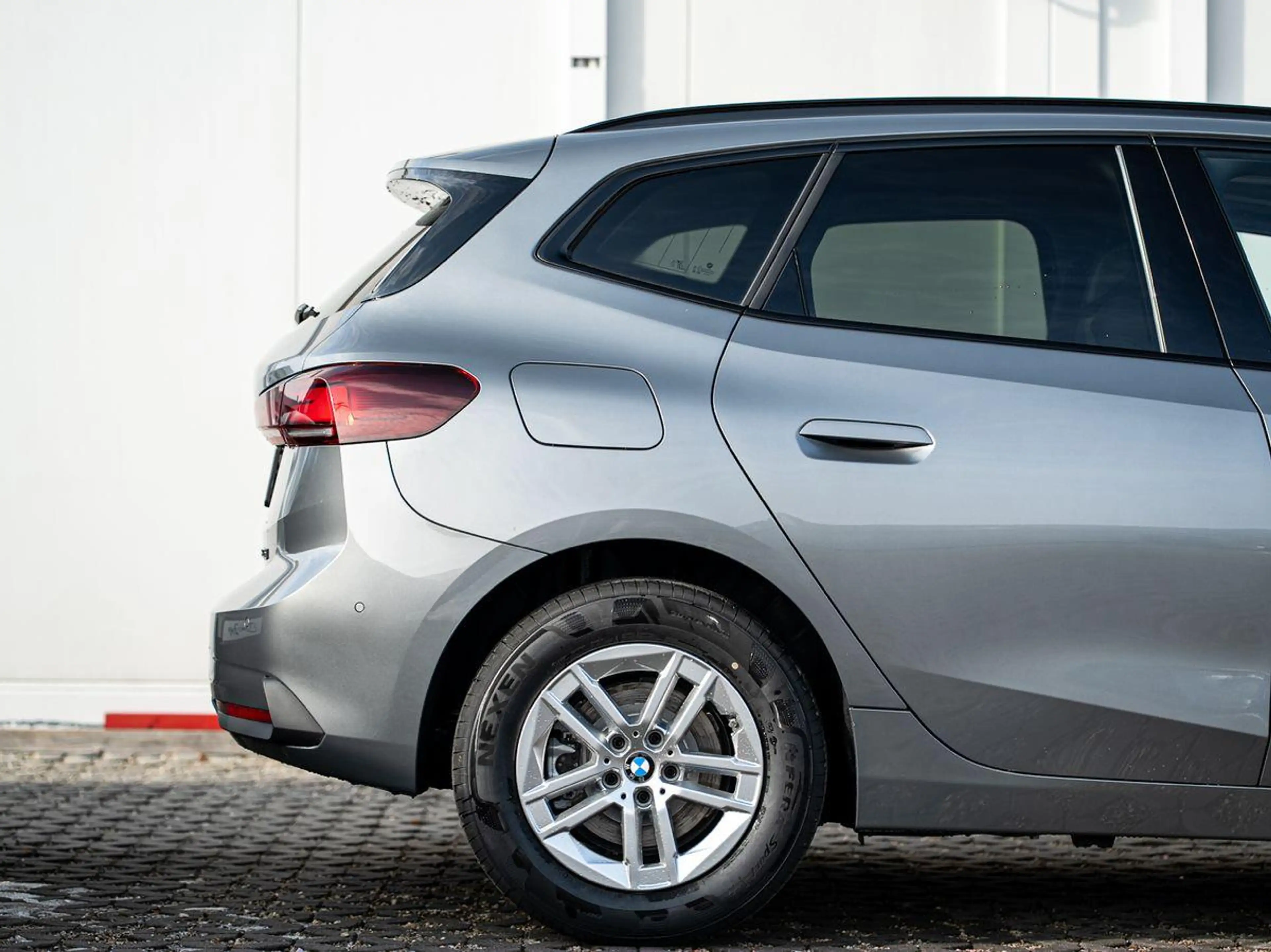 BMW 220 220d Active Tourer AHK PANO Sportsitze SoGlas — photo 5