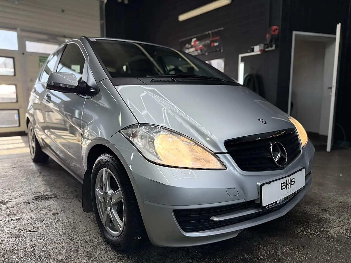 Mercedes-Benz A 160 BlueEfficiency CDI Silber - 2