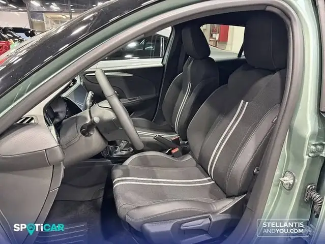 Opel Corsa view 9