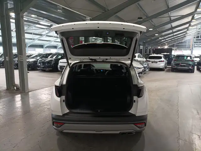 Hyundai Tucson view 6
