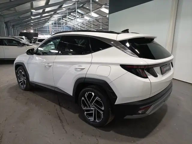 Hyundai Tucson view 4