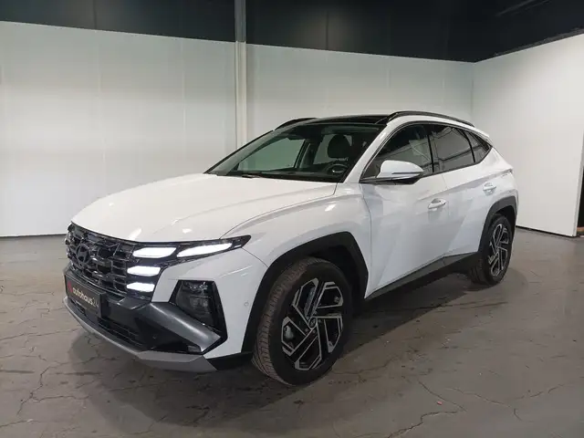 Hyundai Tucson view 3
