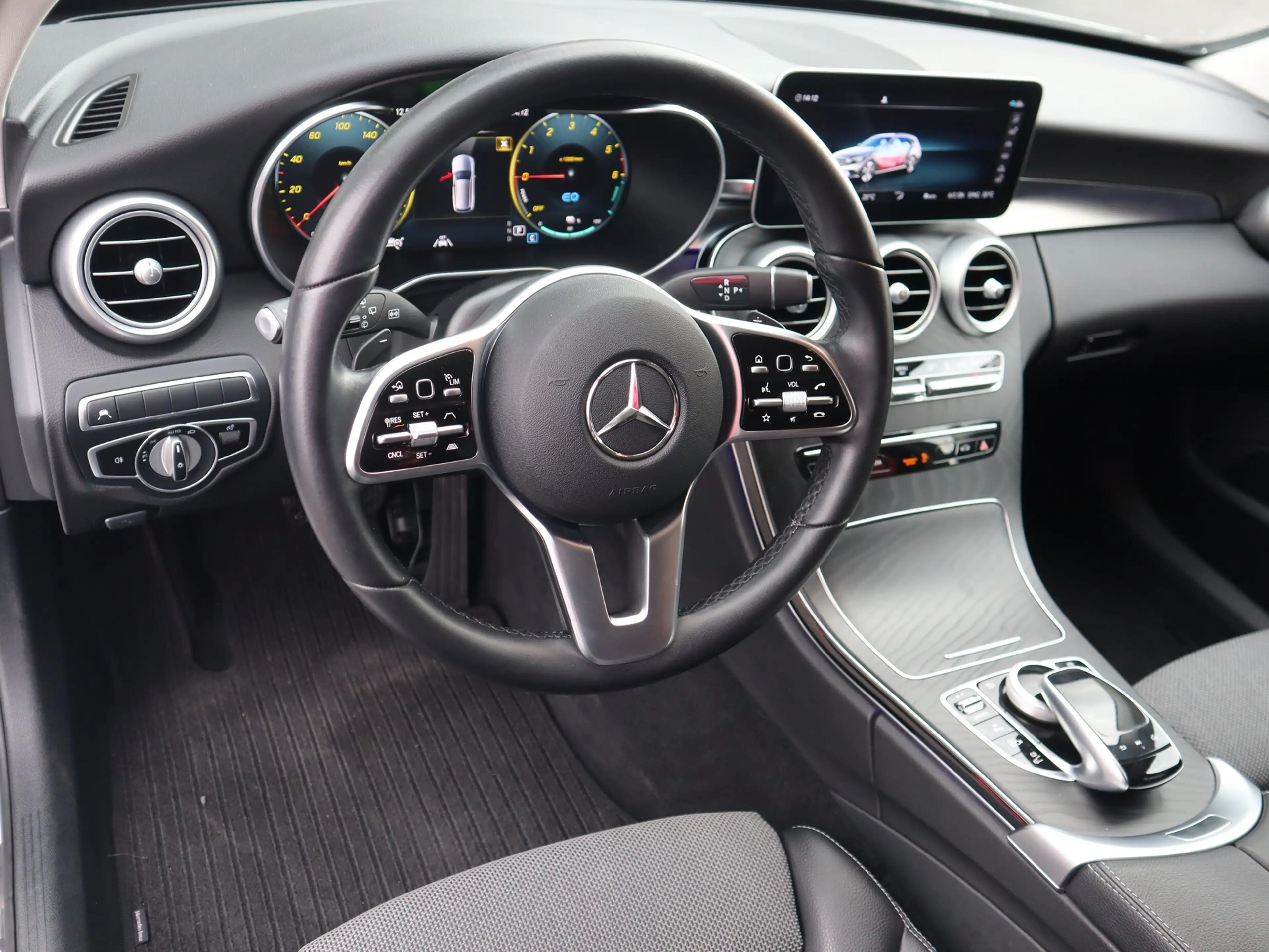 Mercedes-Benz C 300 C300 T-Modell de Avantgarde — photo 8