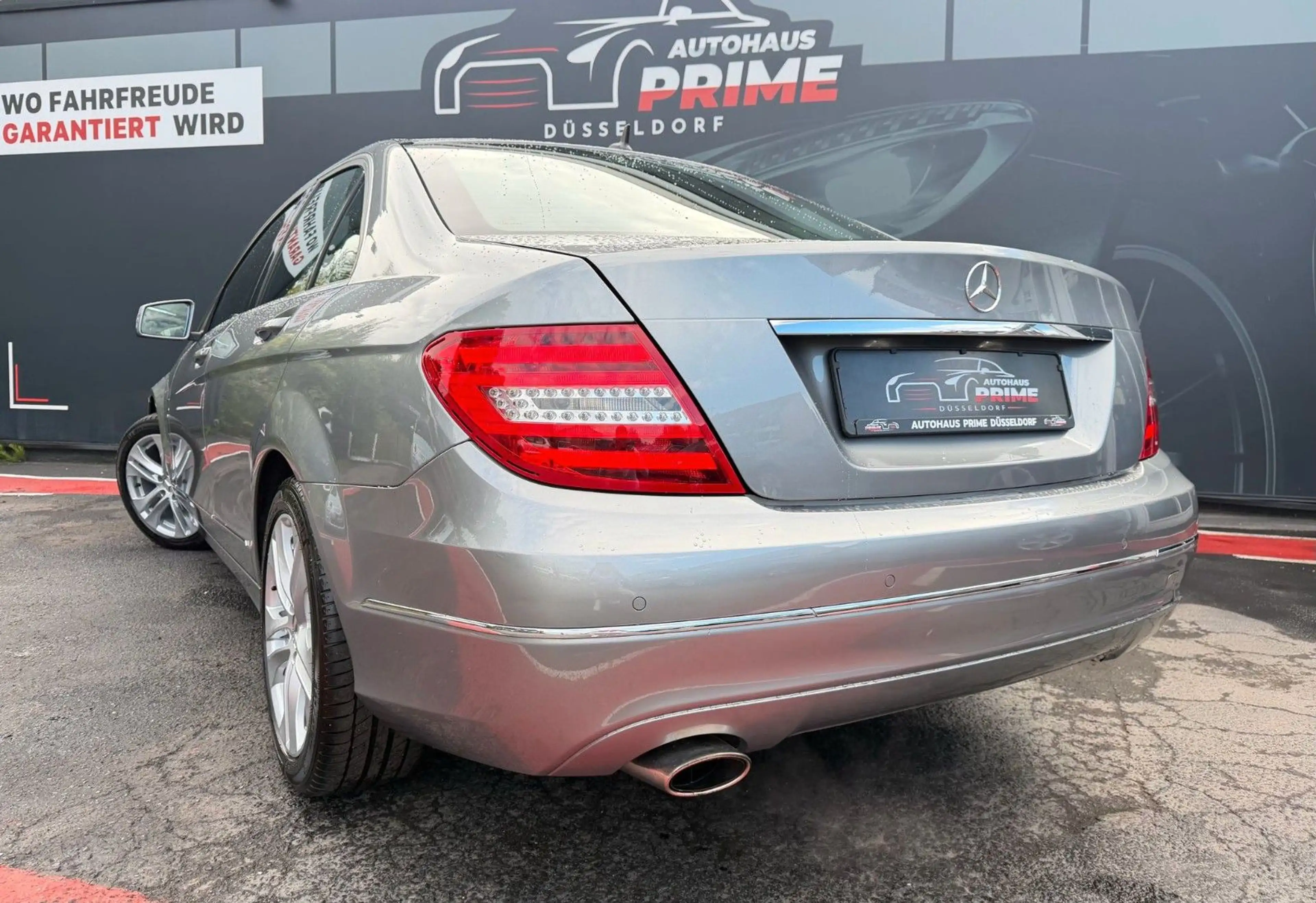 Mercedes-Benz C 200 CGI BlueEfficiency*Avandgarde*Shd* — photo 11