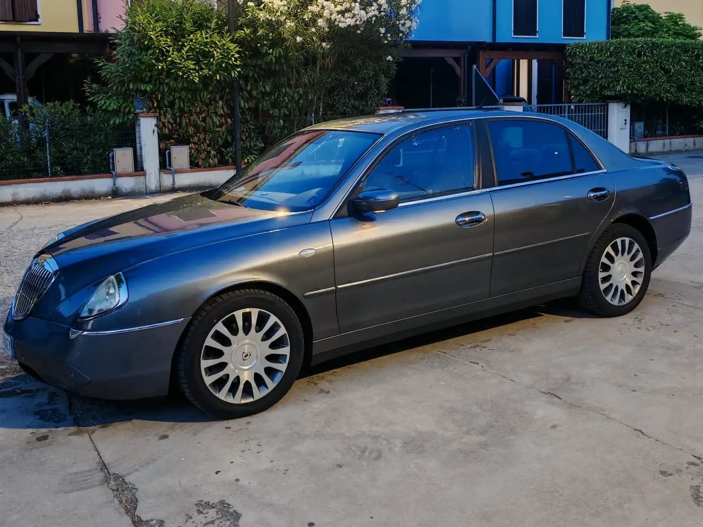 Lancia Thesis Thesis 2.4 jtd 20v Executive - 1