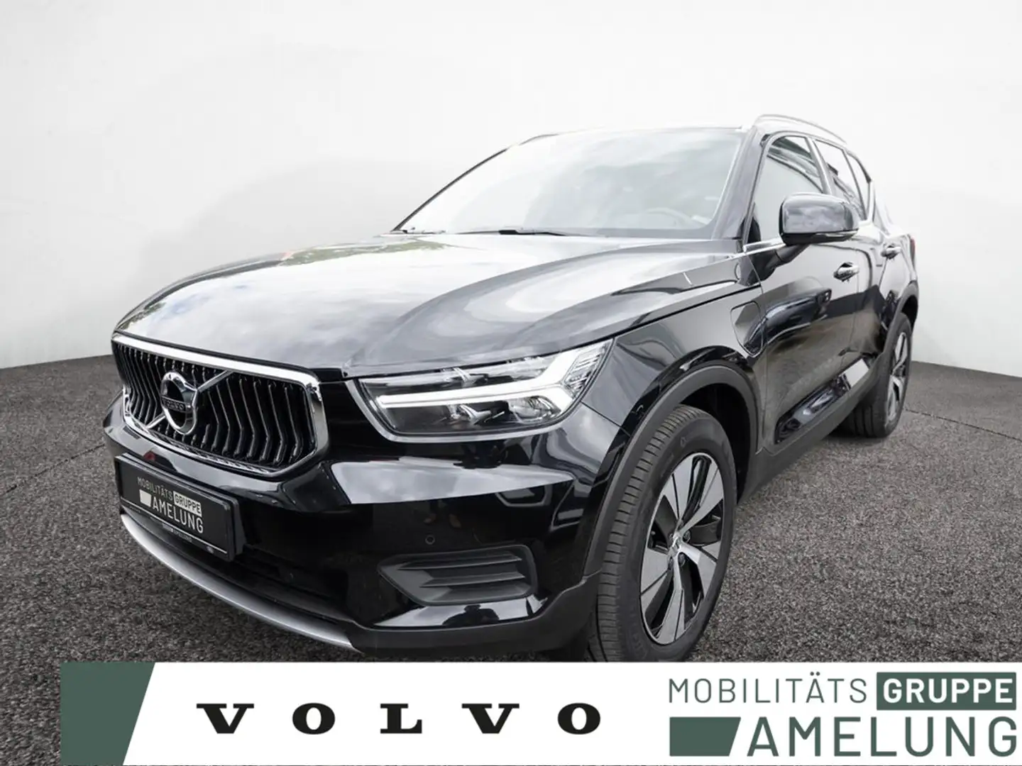Volvo XC40 T4 Recharge Core STANDHZ LED AHK PANO Schwarz - 1