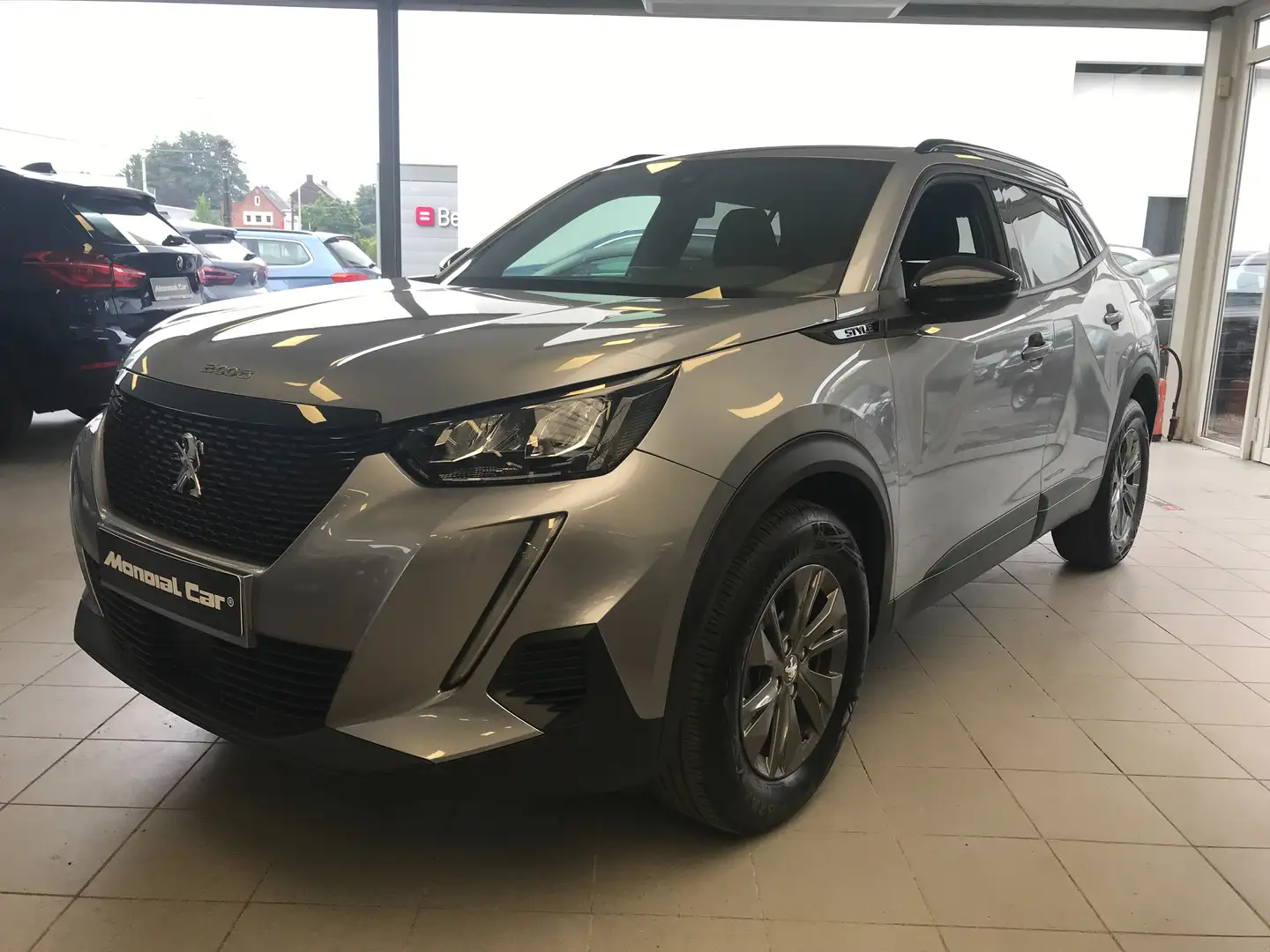 Peugeot 2008 2008 1.2 Style Automatique Navi CarPlay 11171 Kms Grijs - 1