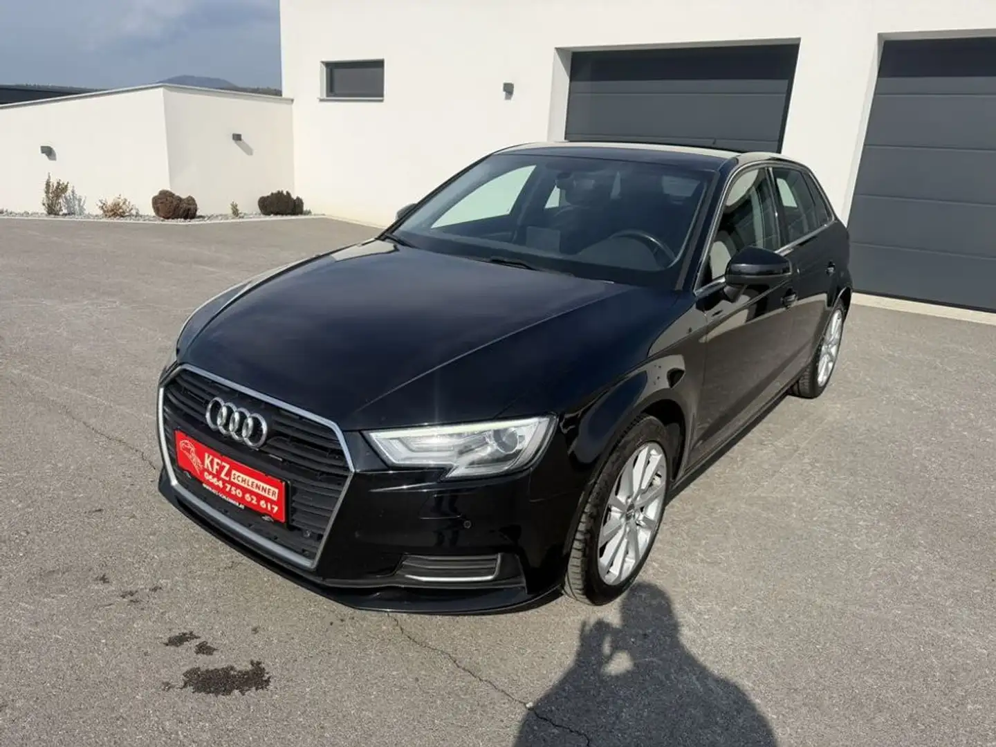Audi A3 SB 1,6 TDI design/Xenon/Leder/Navi Schwarz - 1
