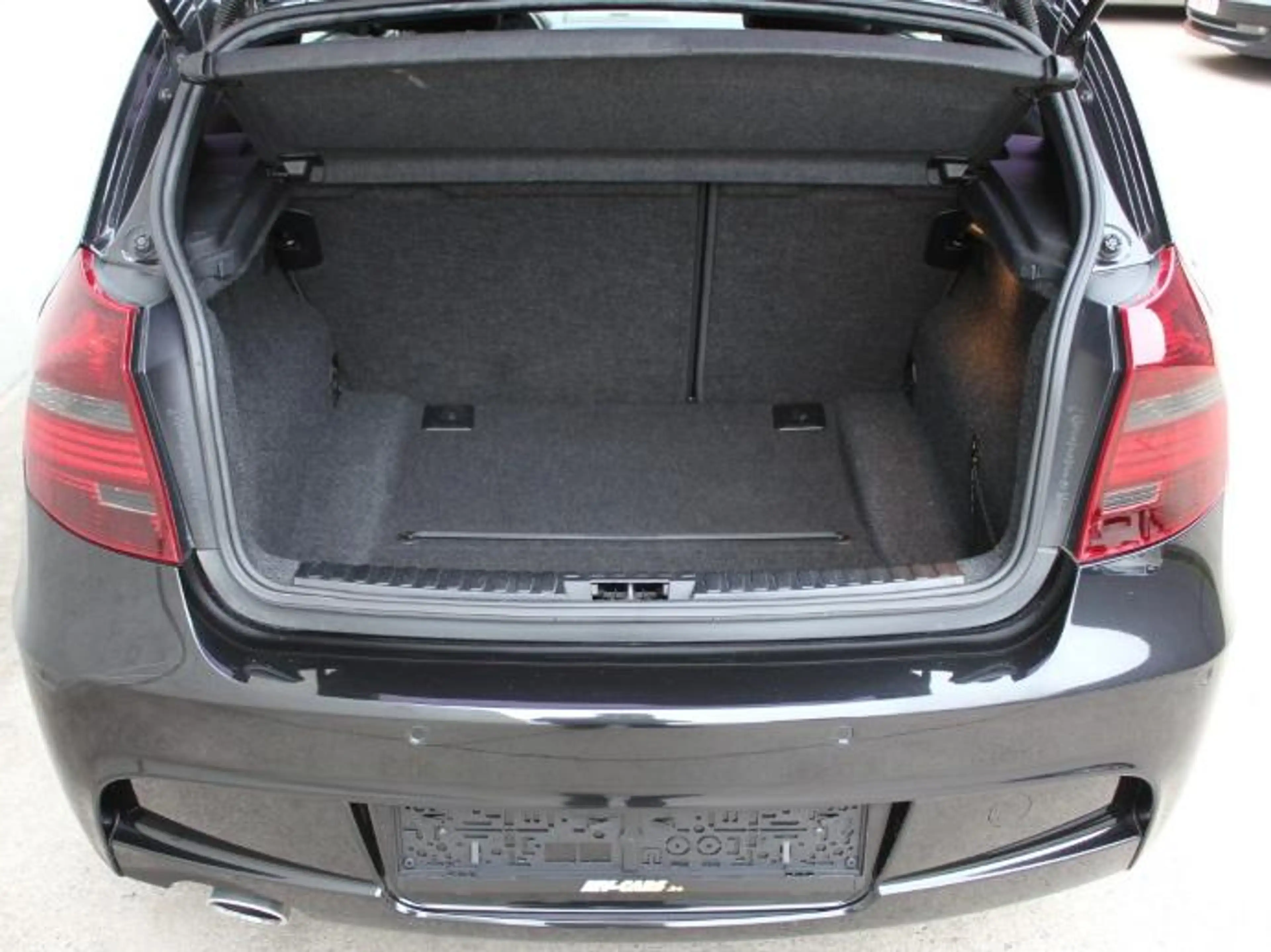 BMW 118 118i — photo 14